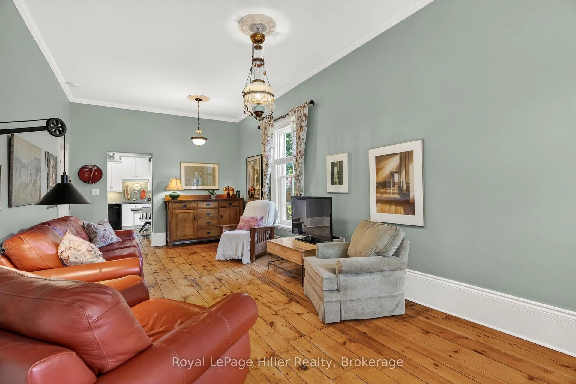 Photo 8 of 34 Bay Street, Stratford — HOMEH