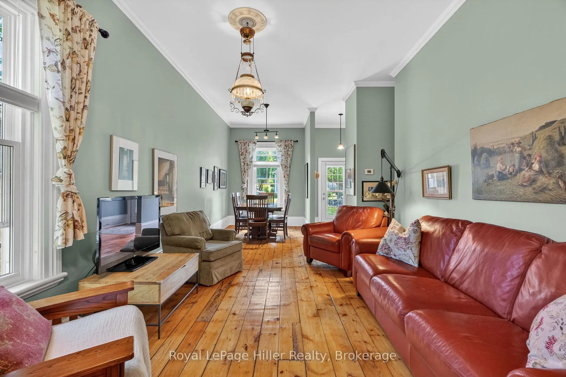 Photo 11 of 34 Bay Street, Stratford — HOMEH
