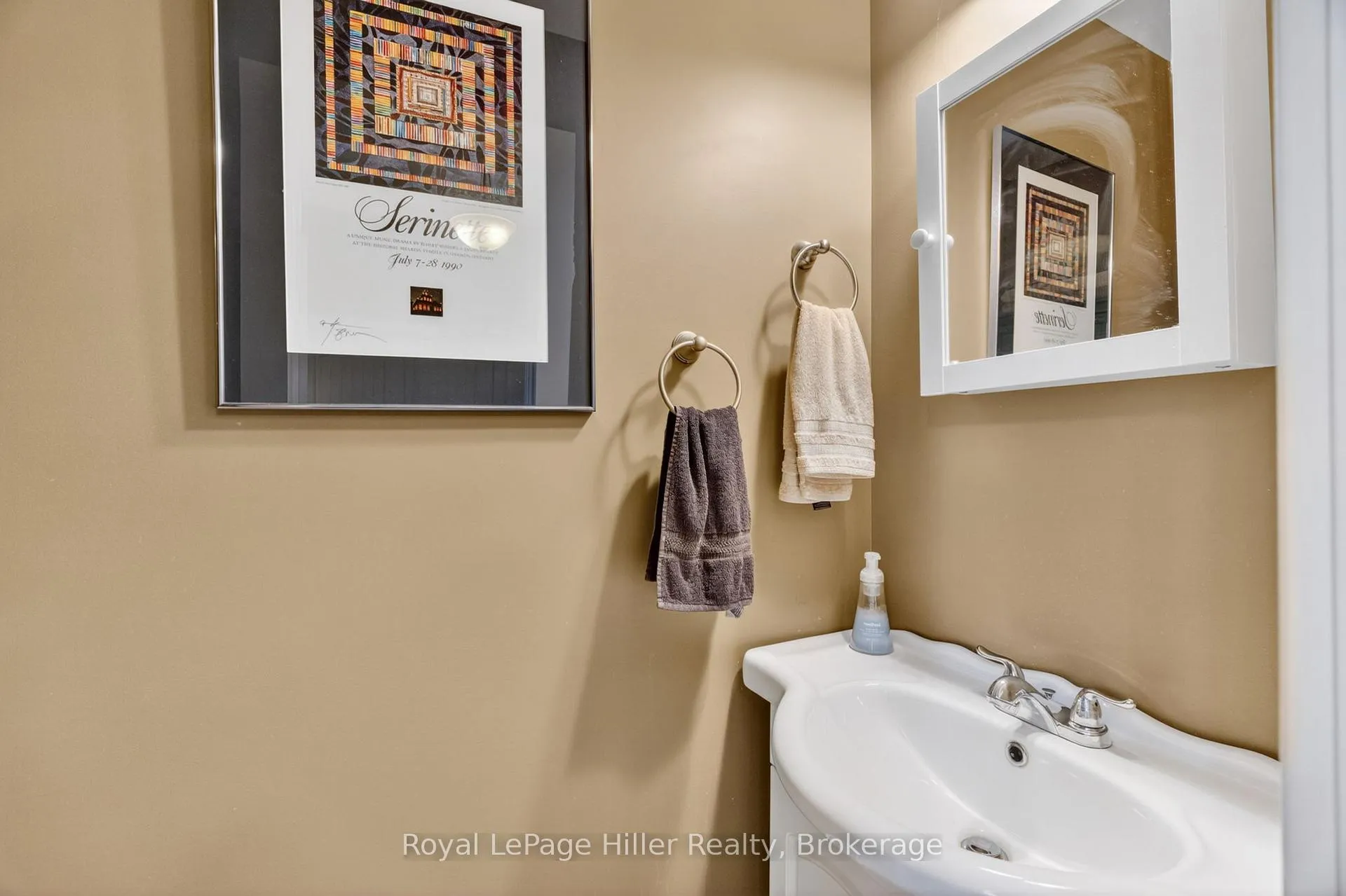 Photo 19 of 34 Bay Street, Stratford — HOMEH