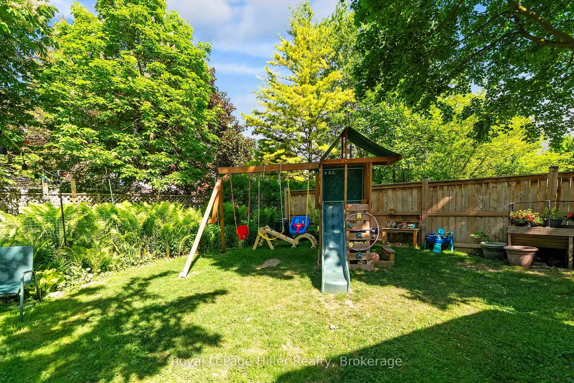 Photo 31 of 34 Bay Street, Stratford — HOMEH