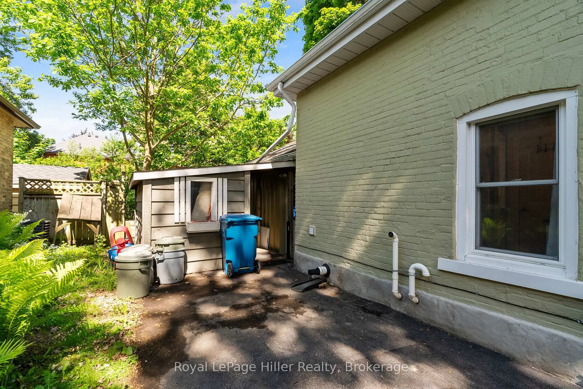 Photo 38 of 34 Bay Street, Stratford — HOMEH
