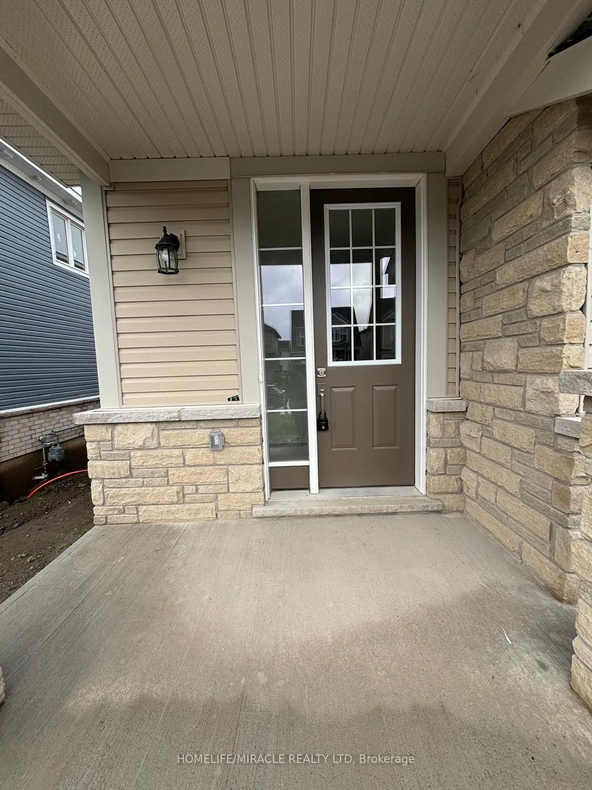 Photo 2 of 80 Oakmont Drive, Loyalist, Bath — HOMEH