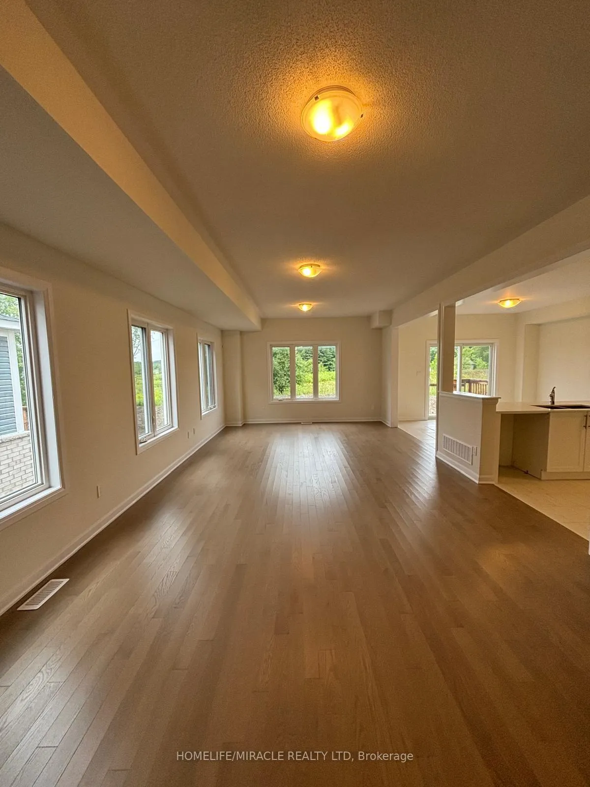 Photo 5 of 80 Oakmont Drive, Loyalist, Bath — HOMEH