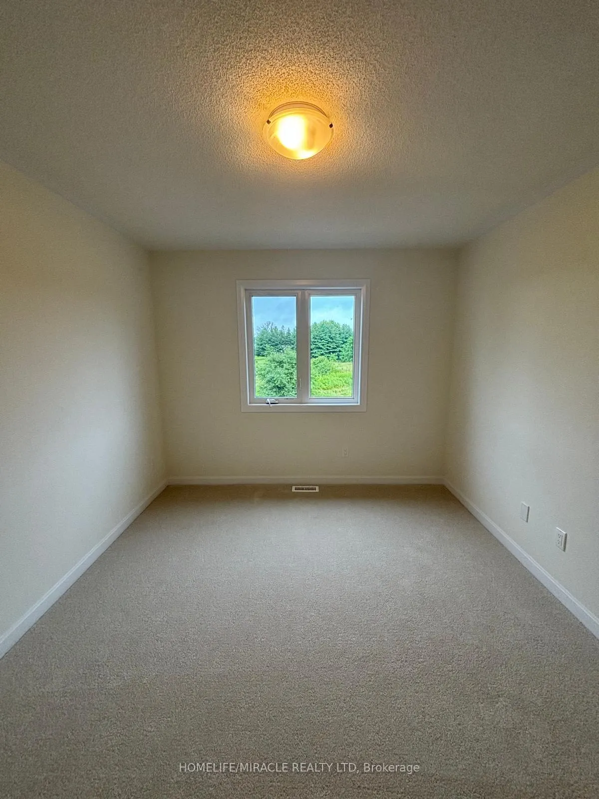 Photo 20 of 80 Oakmont Drive, Loyalist, Bath — HOMEH