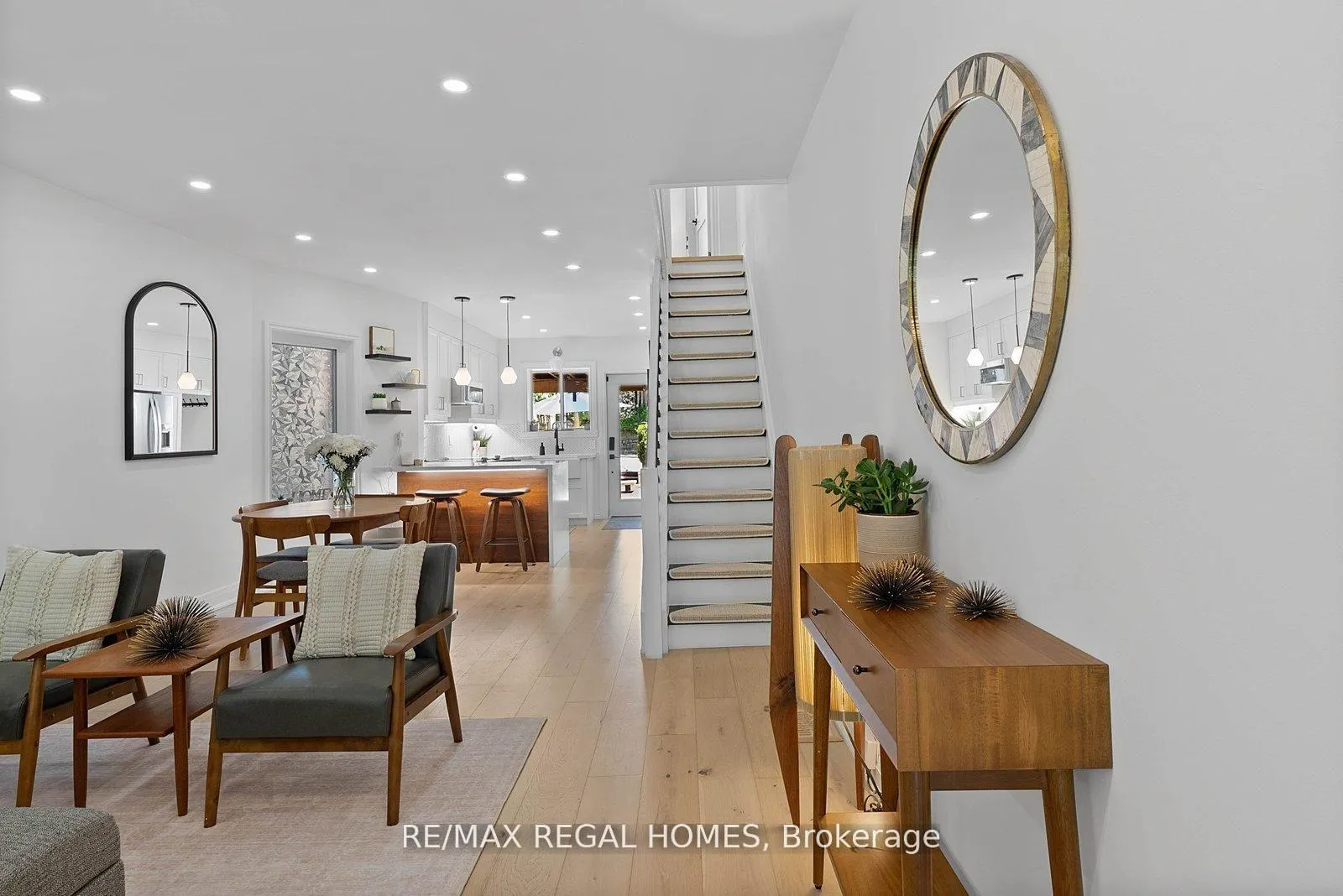 Photo 4 of 459 Ashdale Avenue, Toronto, Greenwood-Coxwell — HOMEH