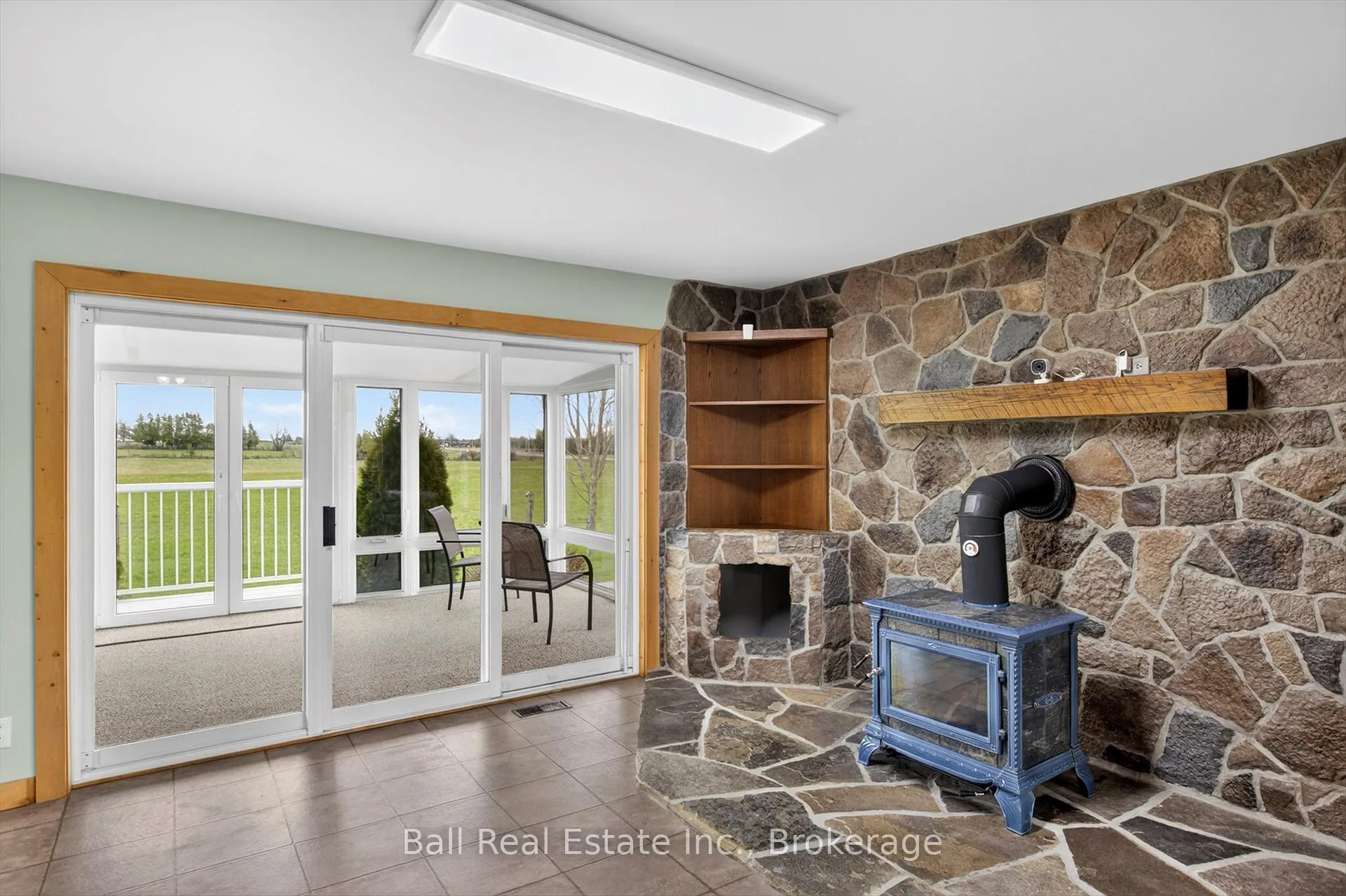 Photo 13 of 1425 Tara Road, Selwyn — HOMEH