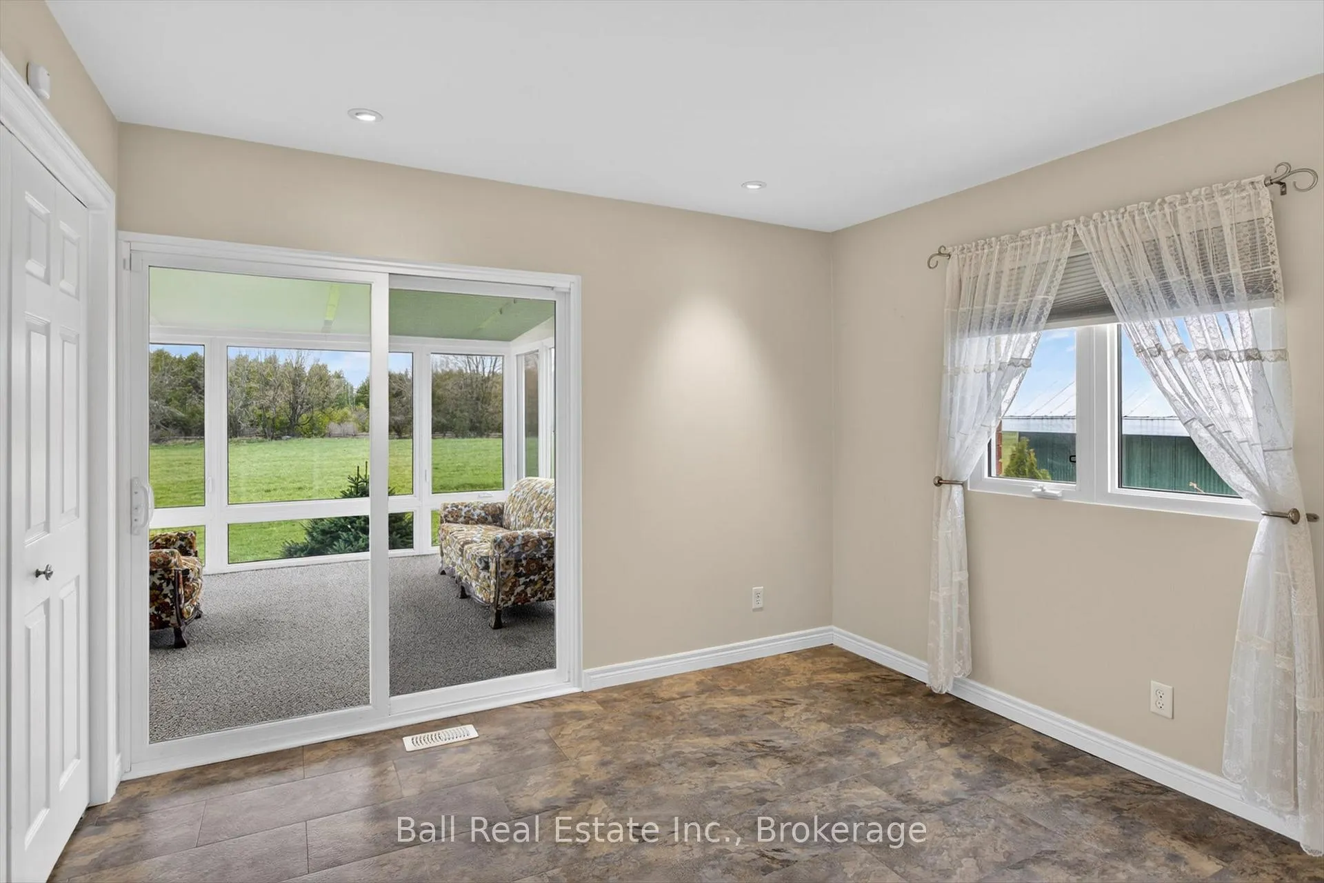 Photo 20 of 1425 Tara Road, Selwyn — HOMEH