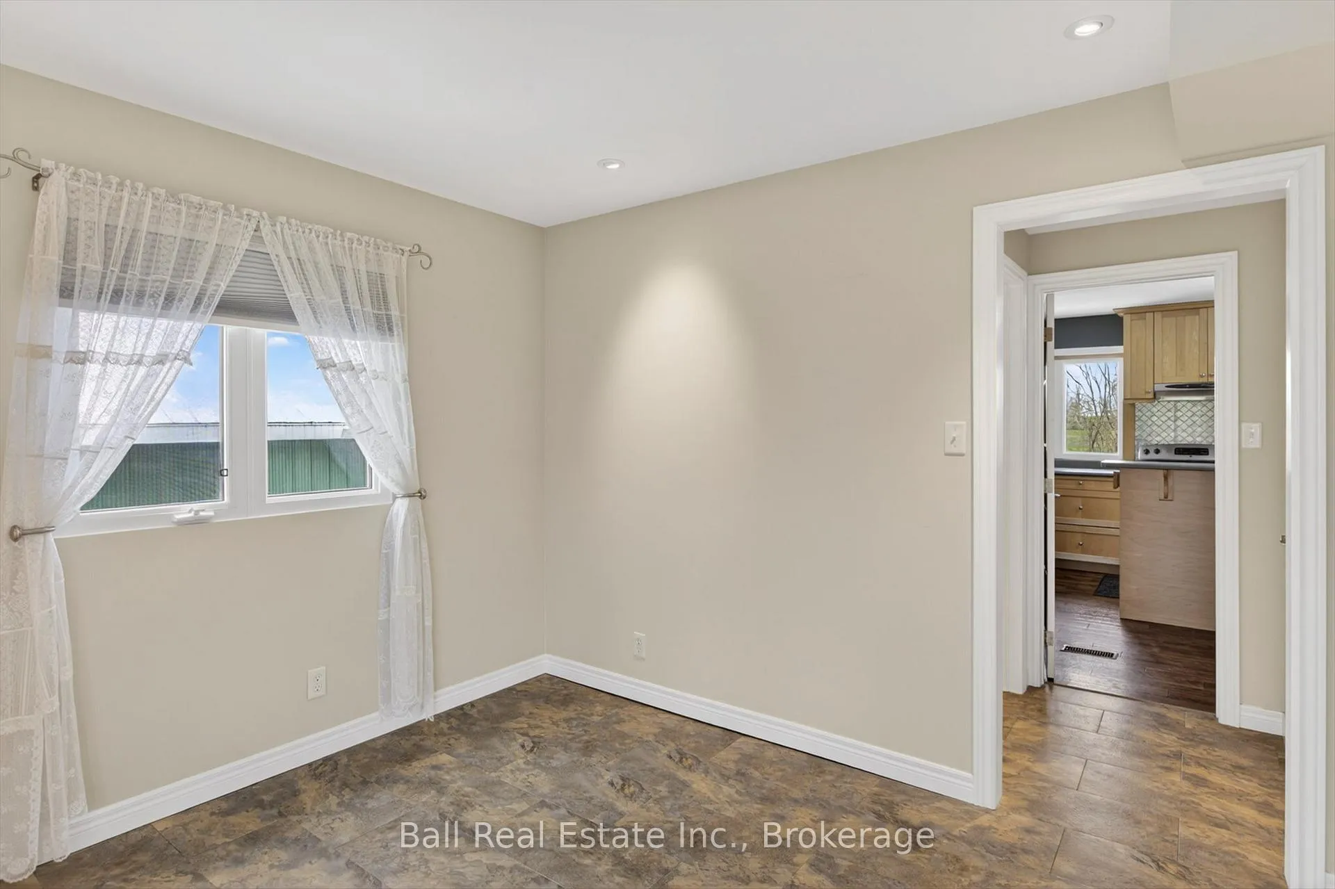 Photo 21 of 1425 Tara Road, Selwyn — HOMEH