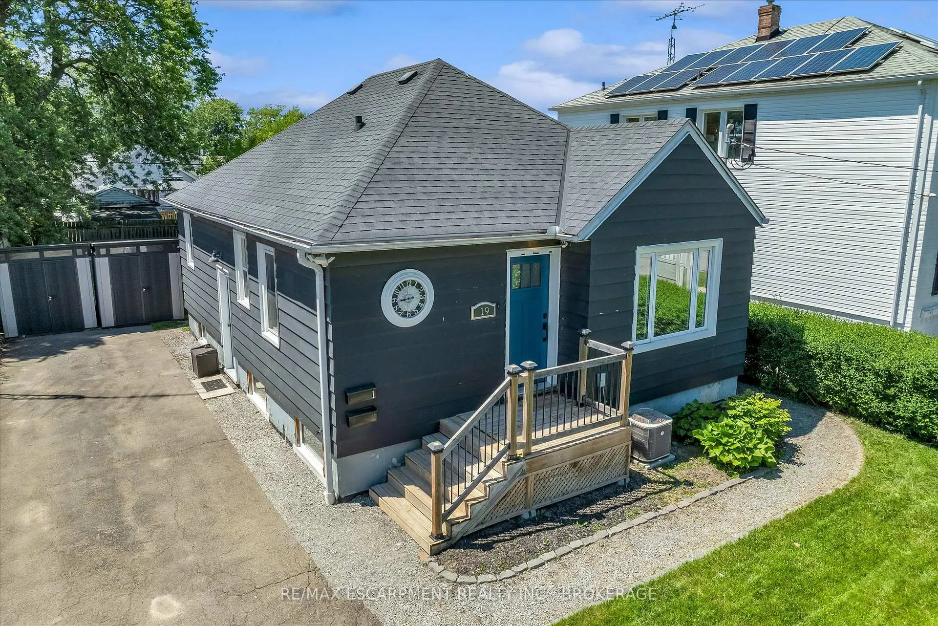 Photo 1 of 19 Lyons Avenue, Welland, Lincoln/Crowland — HOMEH
