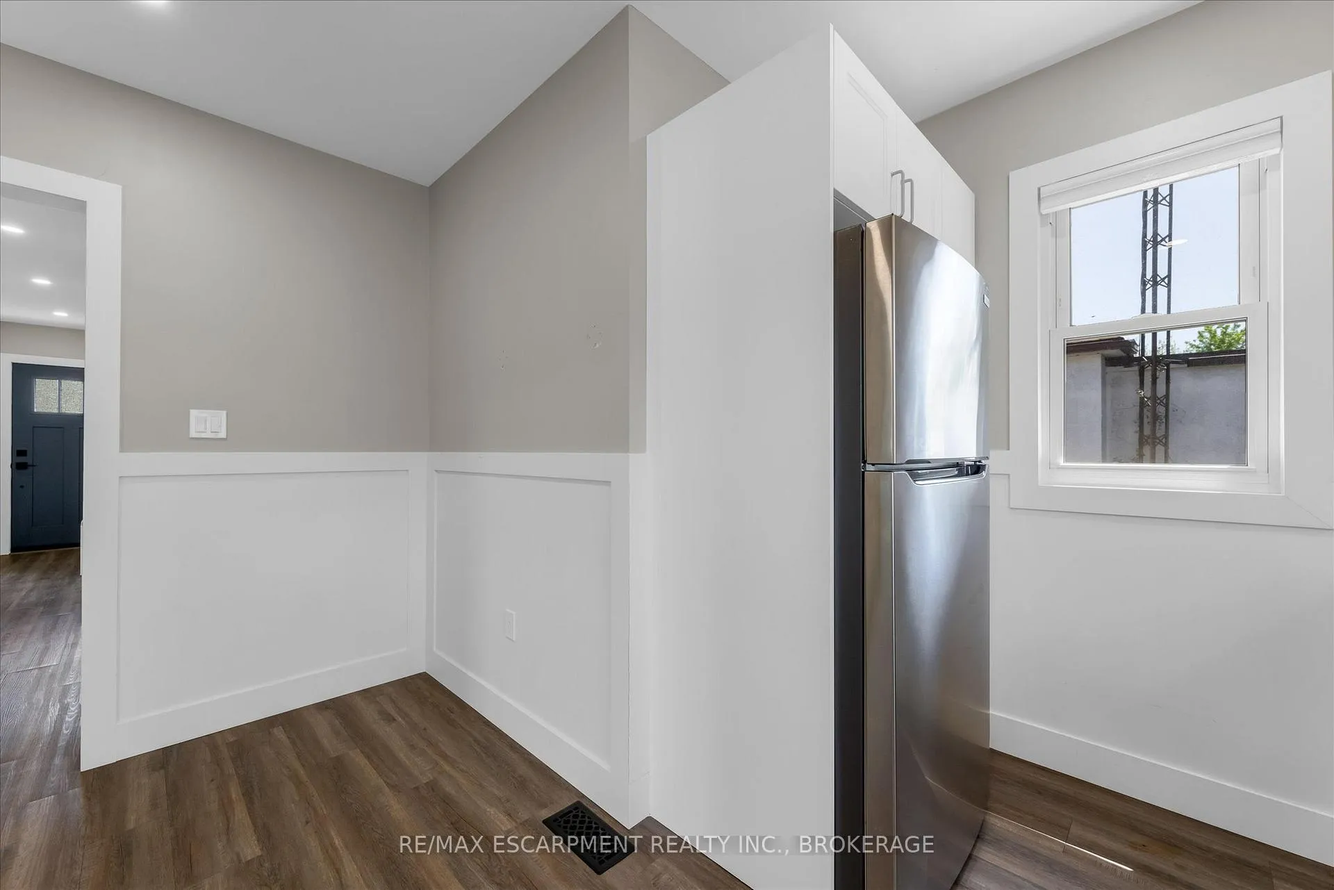 Photo 17 of 19 Lyons Avenue, Welland, Lincoln/Crowland — HOMEH