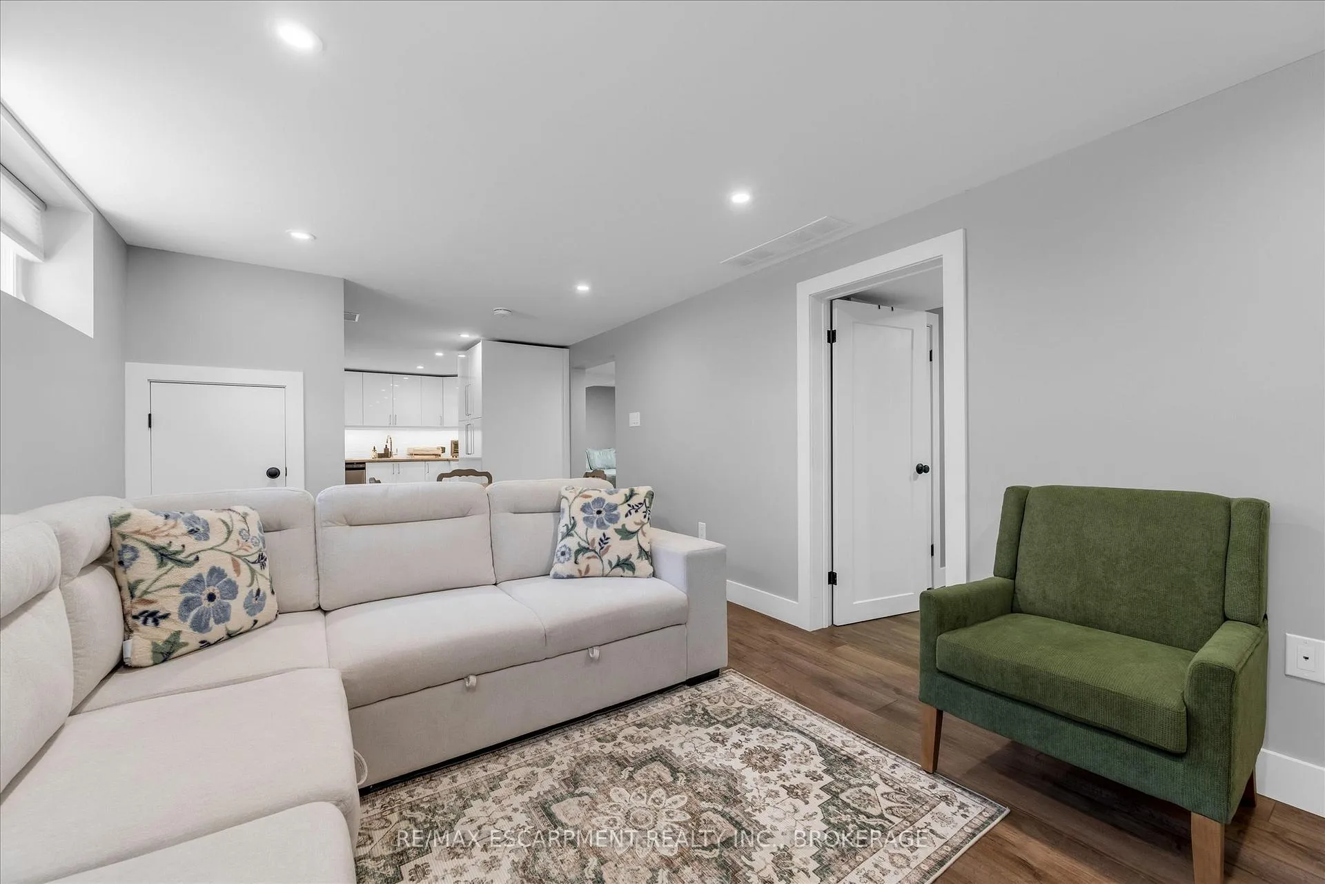 Photo 25 of 19 Lyons Avenue, Welland, Lincoln/Crowland — HOMEH