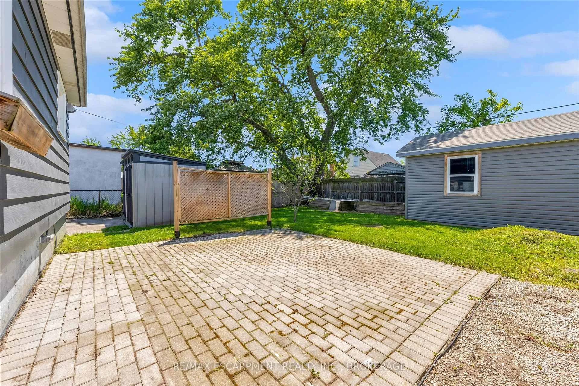 Photo 33 of 19 Lyons Avenue, Welland, Lincoln/Crowland — HOMEH