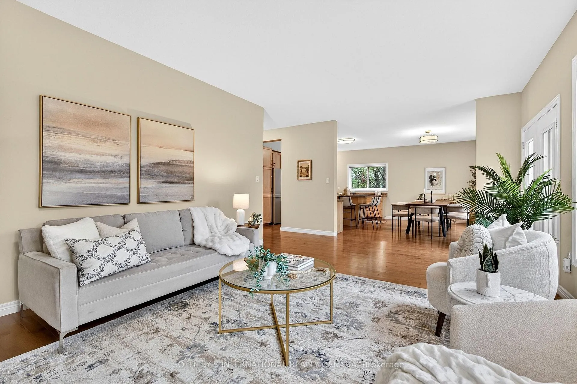 Photo 9 of 40 Maplevale Drive, Hamilton, Ancaster — HOMEH