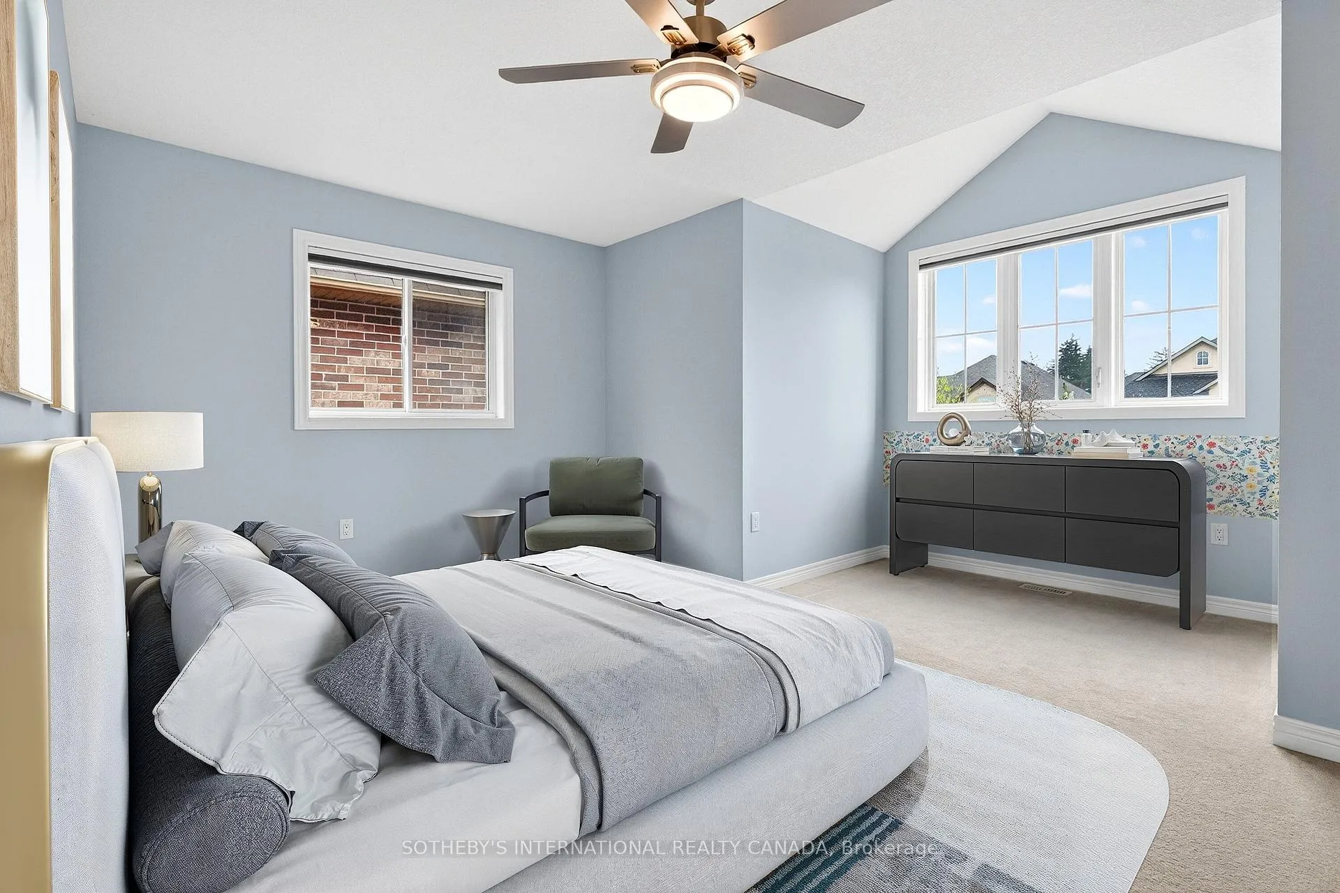 Photo 26 of 40 Maplevale Drive, Hamilton, Ancaster — HOMEH
