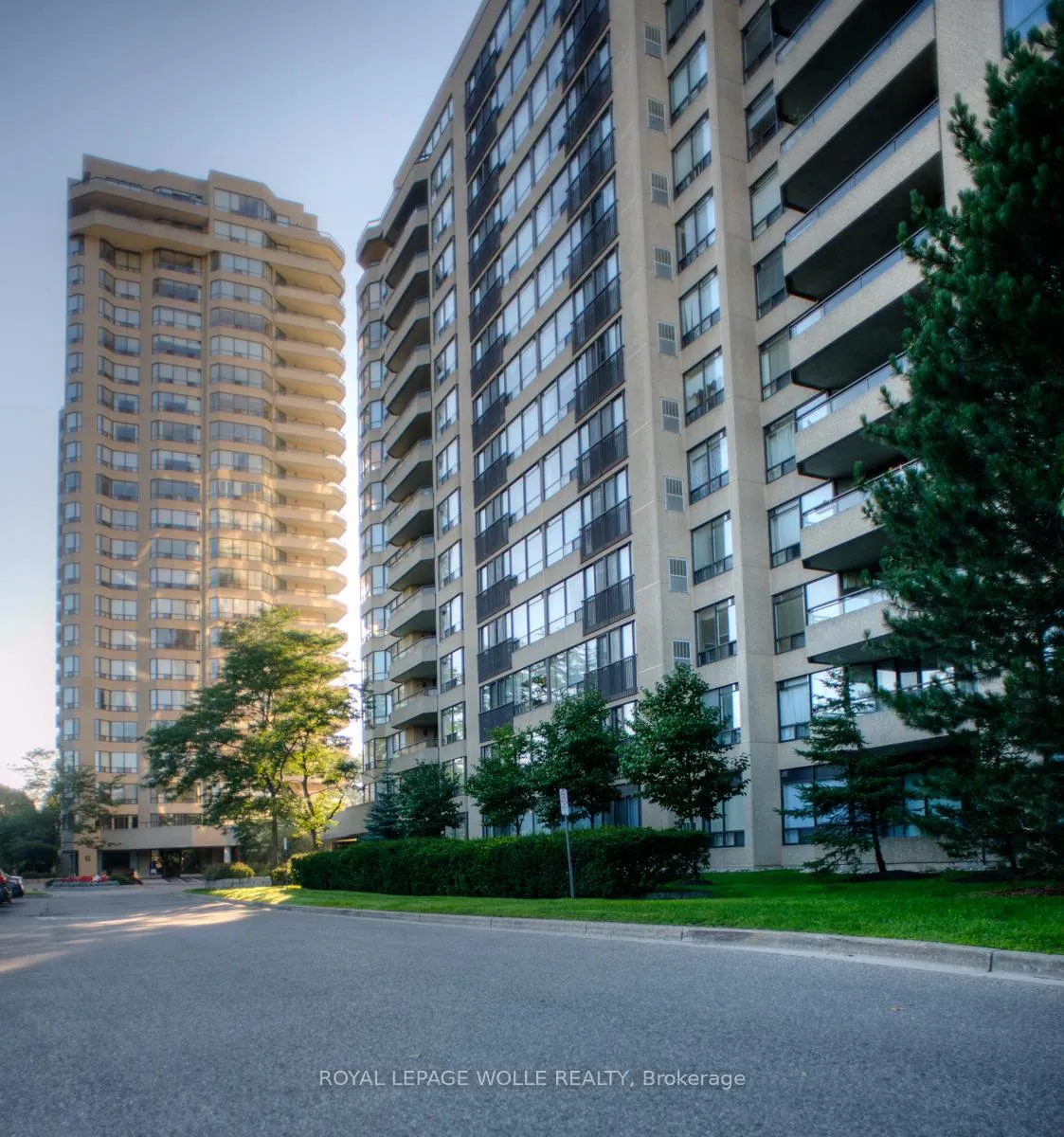 Photo 43 of Unit 1907, 6 Willow Street, Waterloo — HOMEH