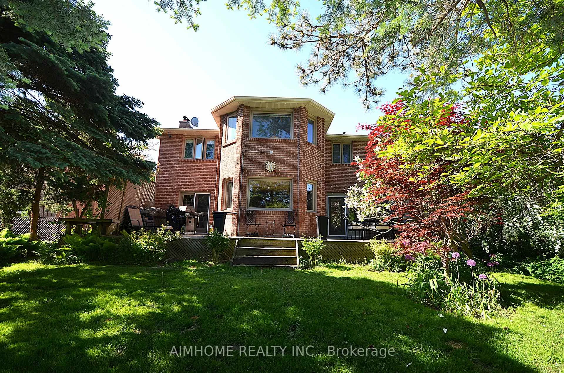 Photo 22 of 80 Golf Links Drive, Aurora, Aurora Highlands — HOMEH