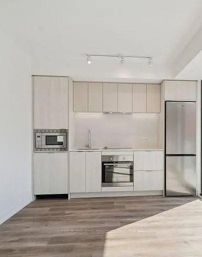 Photo 6 of Unit 401, 1 Jarvis Street, Hamilton, Beasley — HOMEH