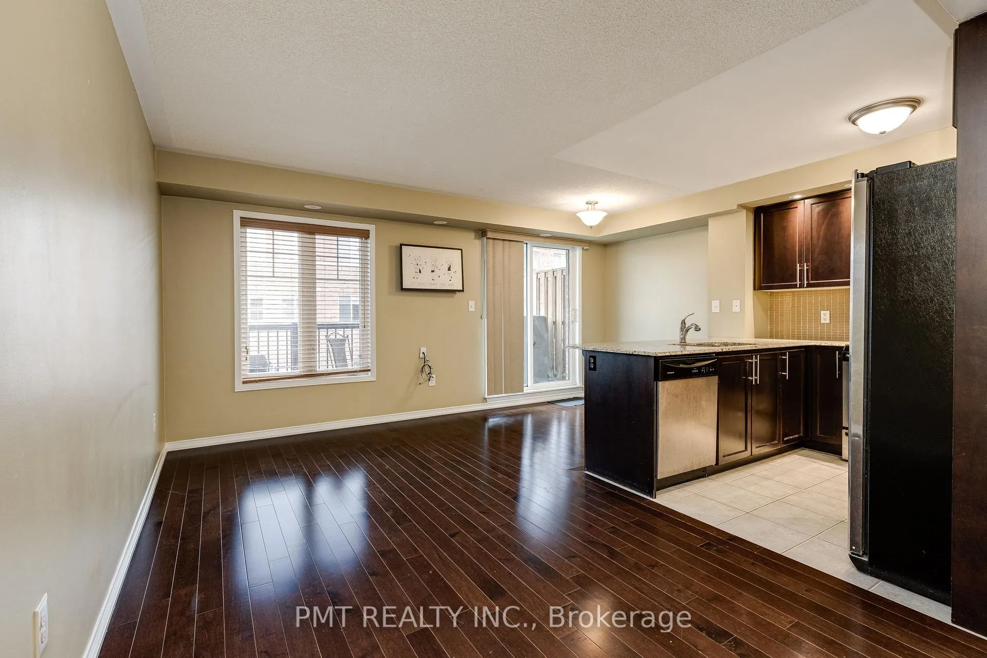 Photo 8 of Unit 29B, 671 Warden Avenue, Scarborough, Clairlea-Birchmount — HOMEH