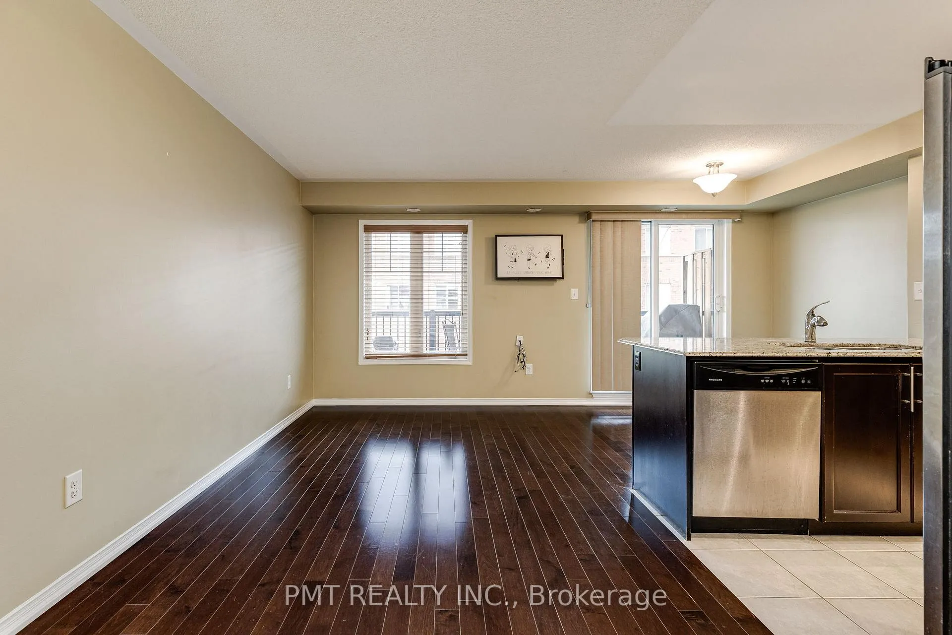Photo 9 of Unit 29B, 671 Warden Avenue, Scarborough, Clairlea-Birchmount — HOMEH