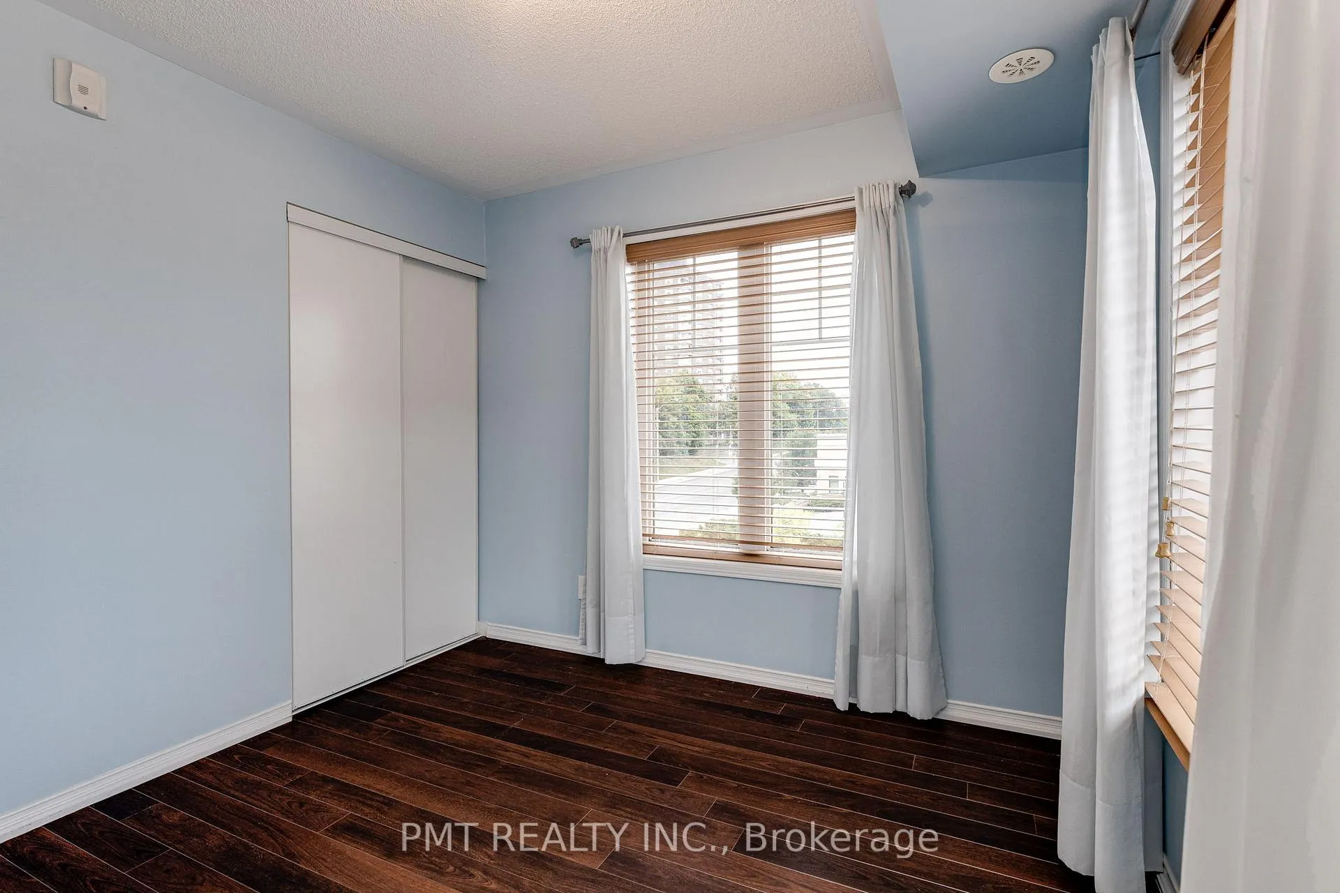 Photo 15 of Unit 29B, 671 Warden Avenue, Scarborough, Clairlea-Birchmount — HOMEH
