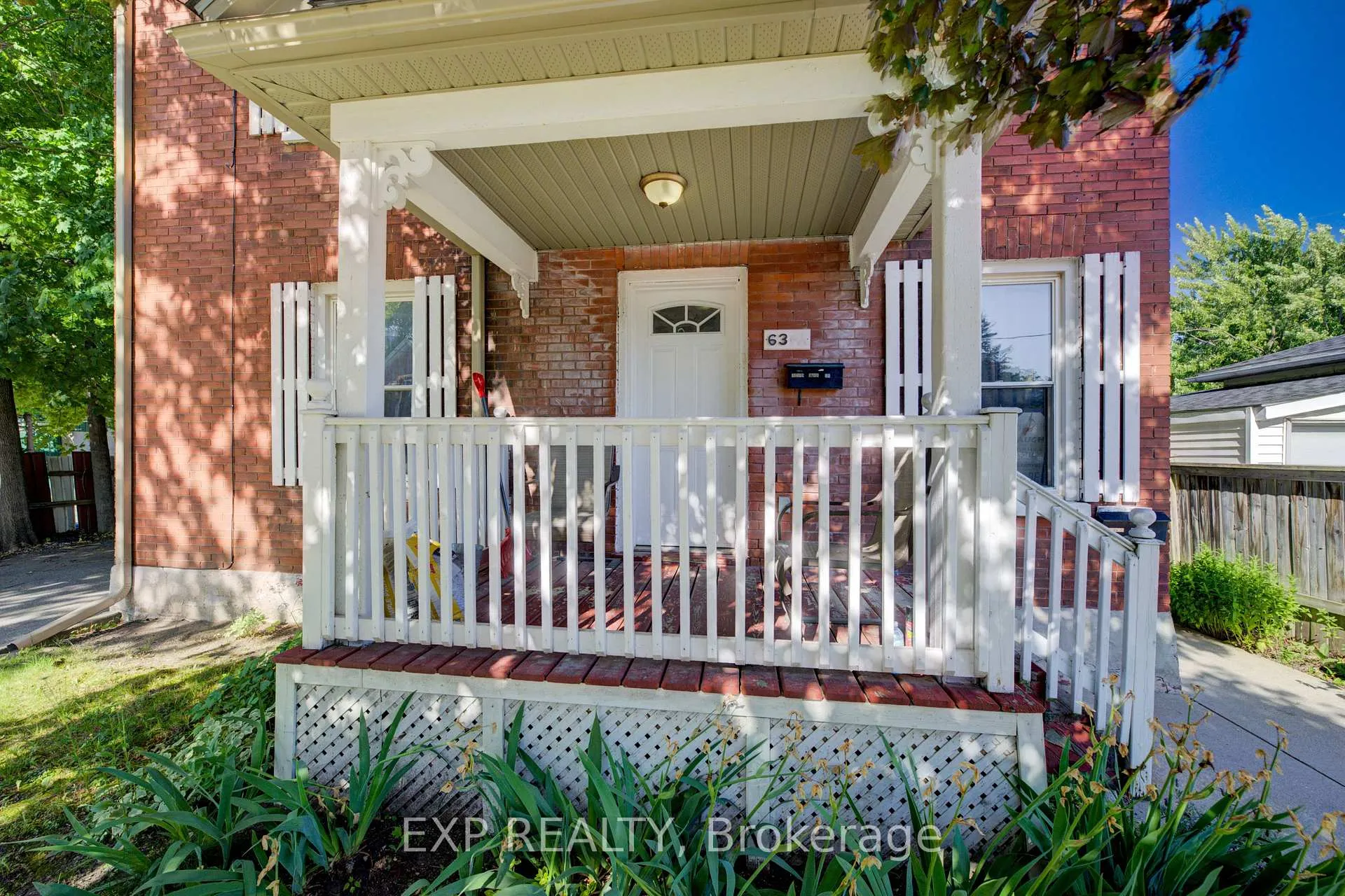 Photo 2 of Unit UPPER, 63 Brook Street, Cambridge, East Galt — HOMEH