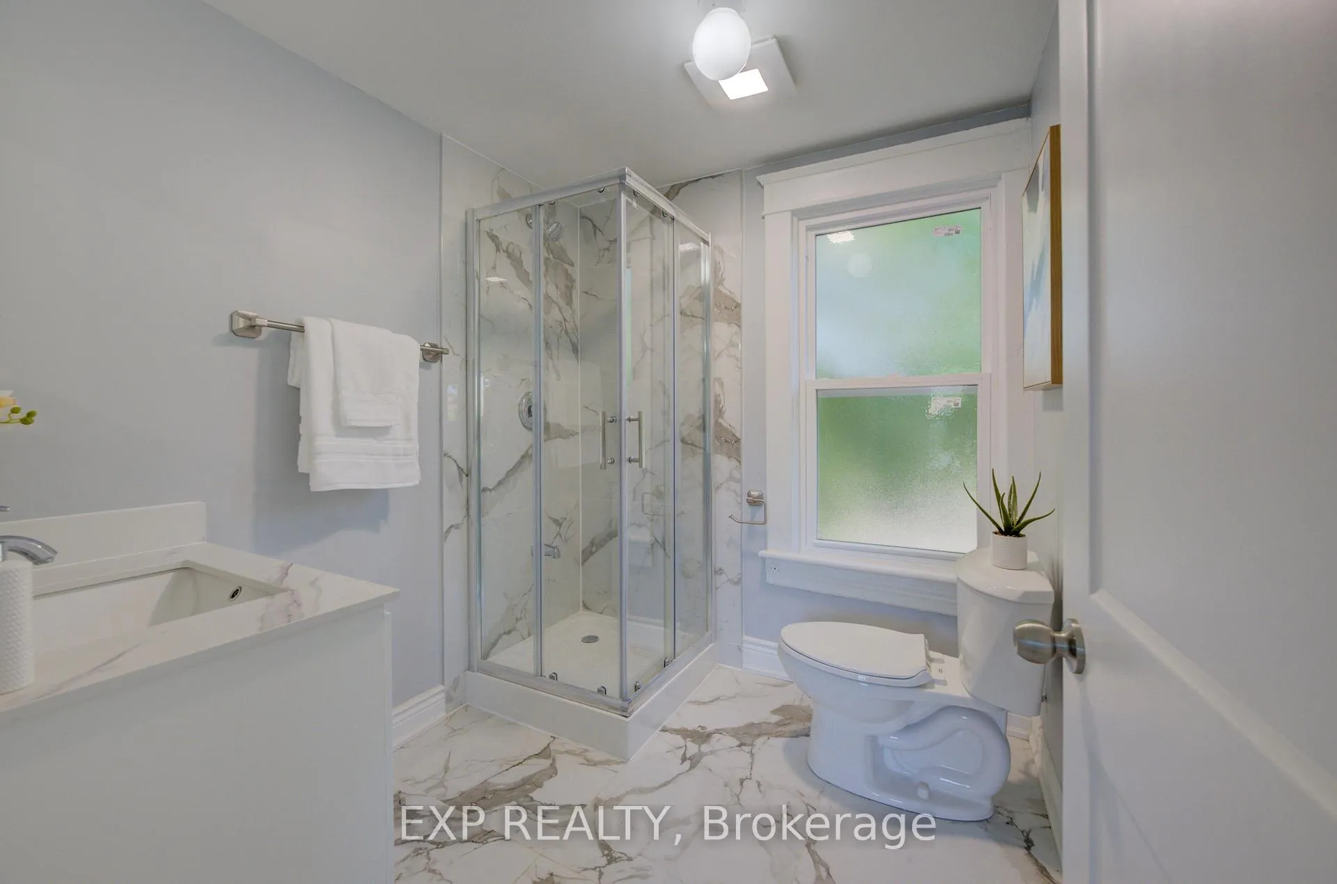 Photo 19 of Unit UPPER, 63 Brook Street, Cambridge, East Galt — HOMEH