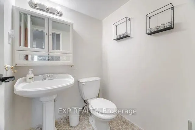 Photo 21 of Unit 608, 150 Charlton Avenue E, Hamilton, Corktown — HOMEH