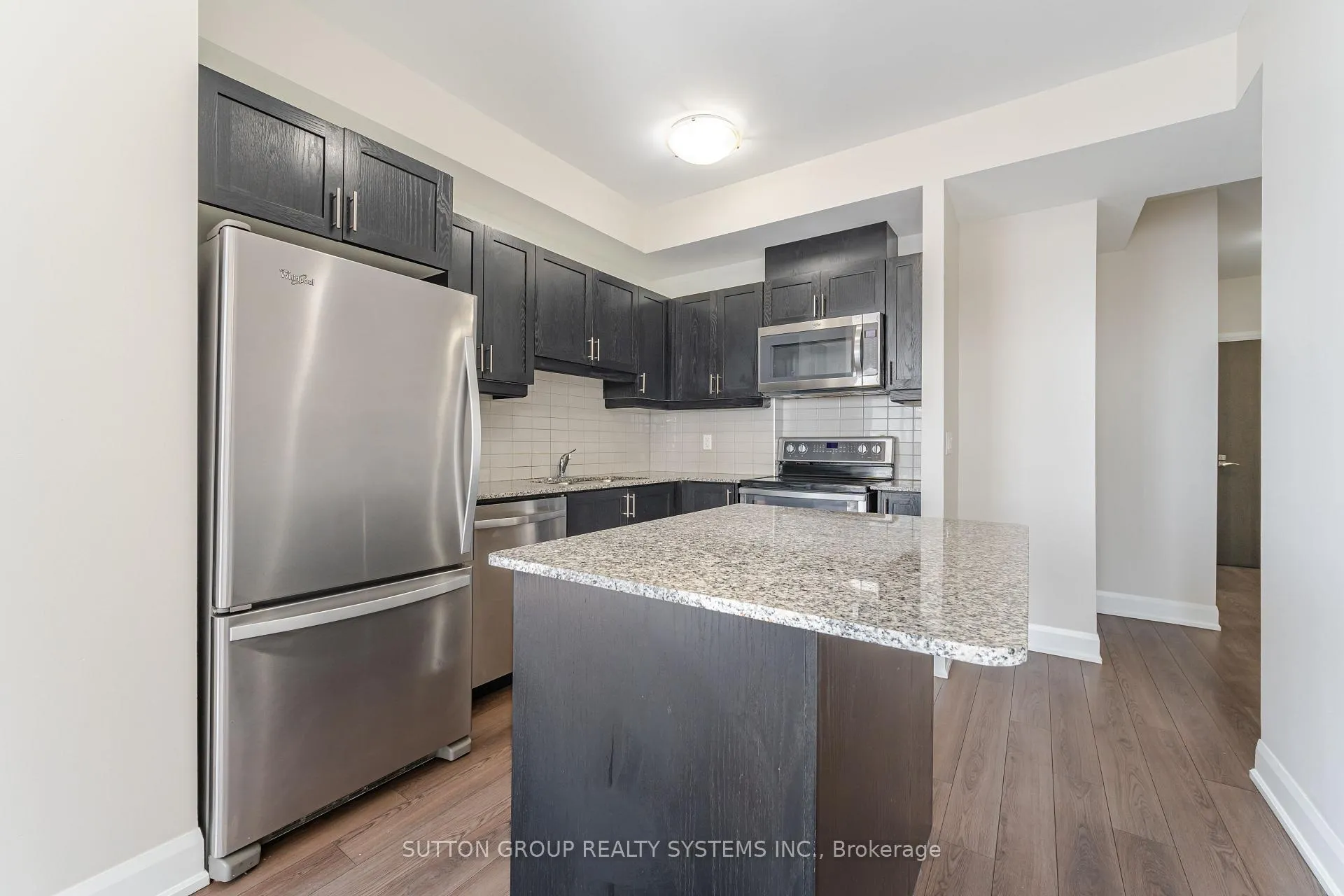 Photo 9 of Unit 2004, 2910 Highway 7 Road W, Vaughan, Concord — HOMEH