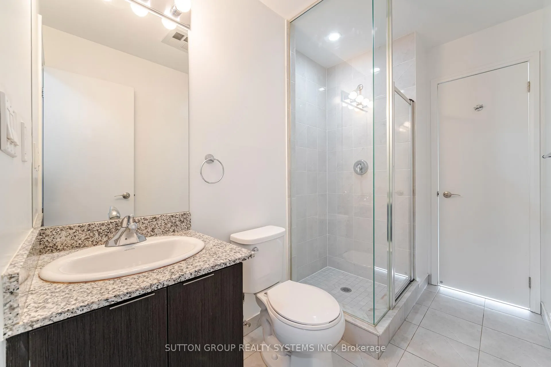 Photo 24 of Unit 2004, 2910 Highway 7 Road W, Vaughan, Concord — HOMEH