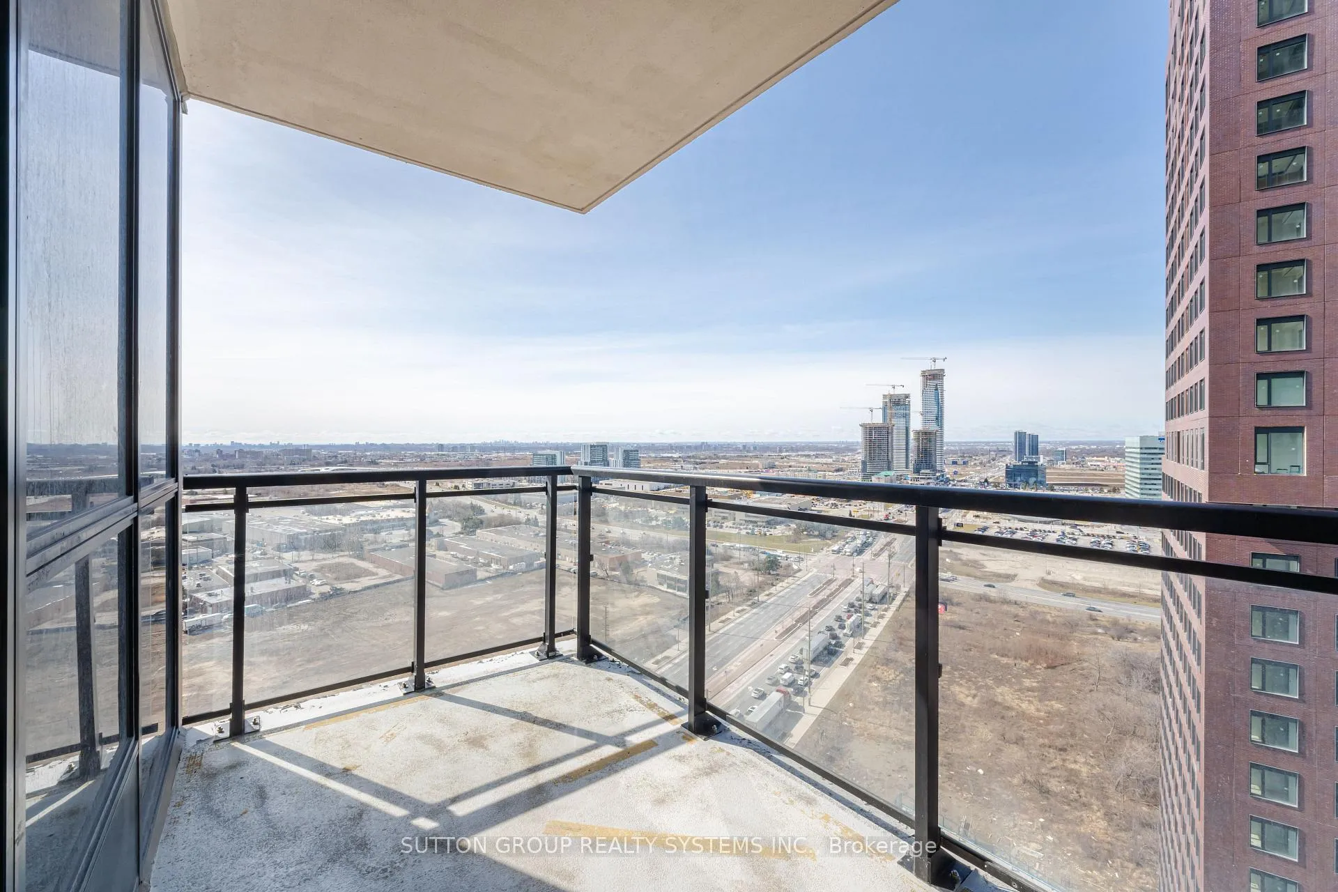 Photo 26 of Unit 2004, 2910 Highway 7 Road W, Vaughan, Concord — HOMEH