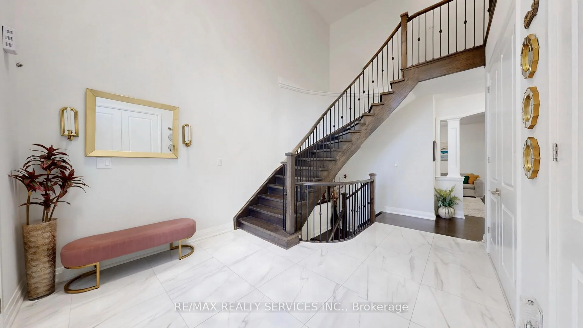 Photo 6 of 15 Rolling Rock Way, Brampton, Bram West — HOMEH