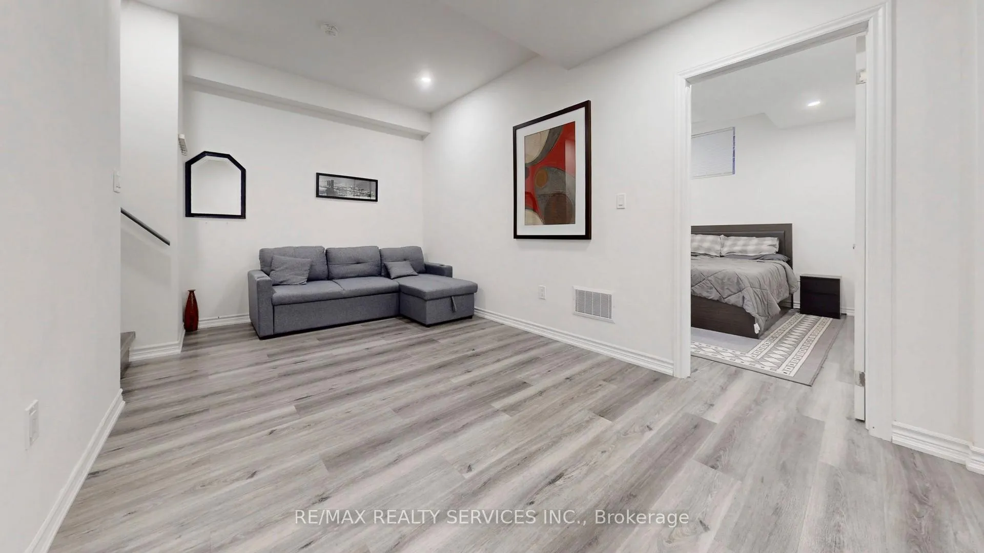 Photo 32 of 15 Rolling Rock Way, Brampton, Bram West — HOMEH