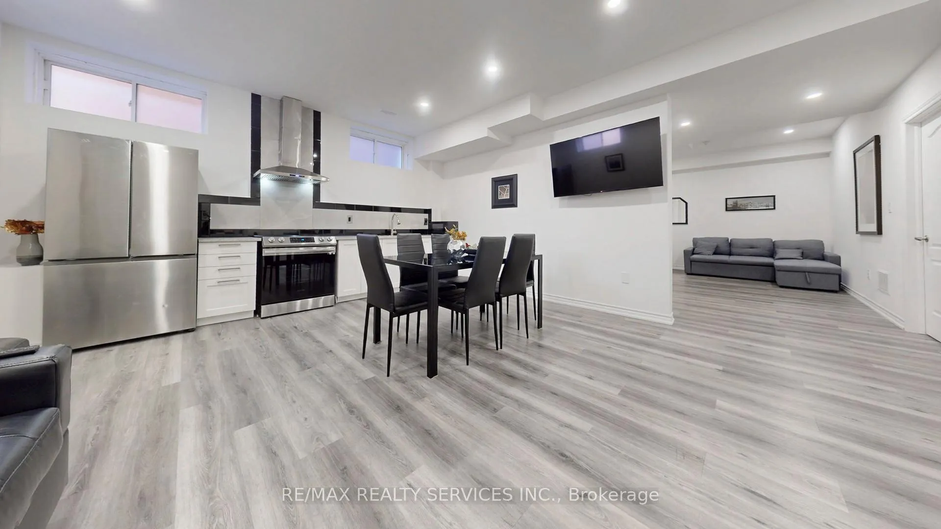 Photo 35 of 15 Rolling Rock Way, Brampton, Bram West — HOMEH