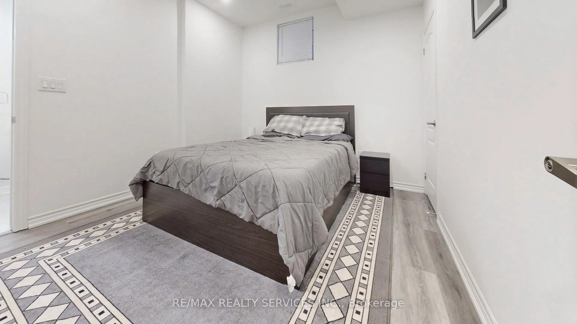 Photo 36 of 15 Rolling Rock Way, Brampton, Bram West — HOMEH
