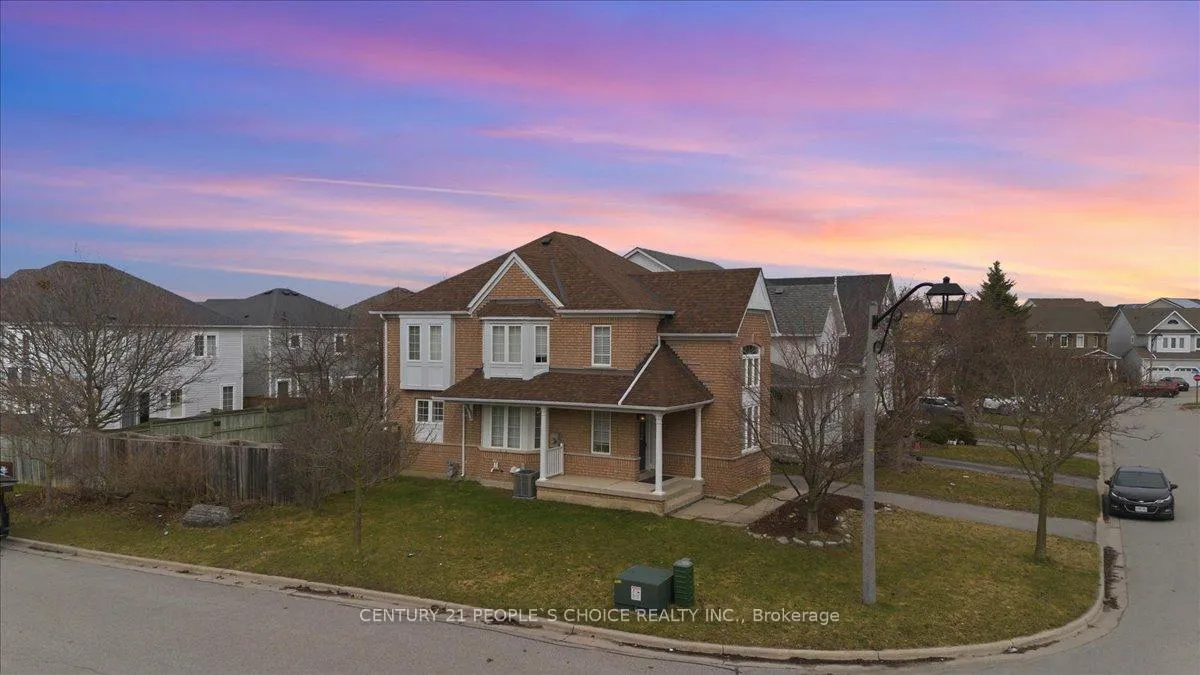 Photo 7 of 1456 Lyncroft Crescent, Oshawa, Taunton — HOMEH