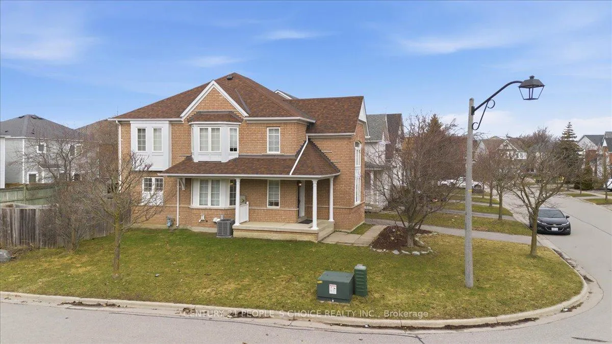 Photo 13 of 1456 Lyncroft Crescent, Oshawa, Taunton — HOMEH