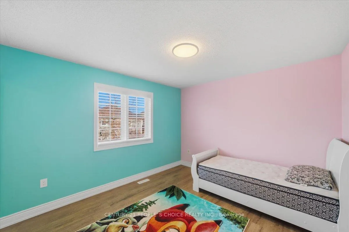Photo 28 of 1456 Lyncroft Crescent, Oshawa, Taunton — HOMEH