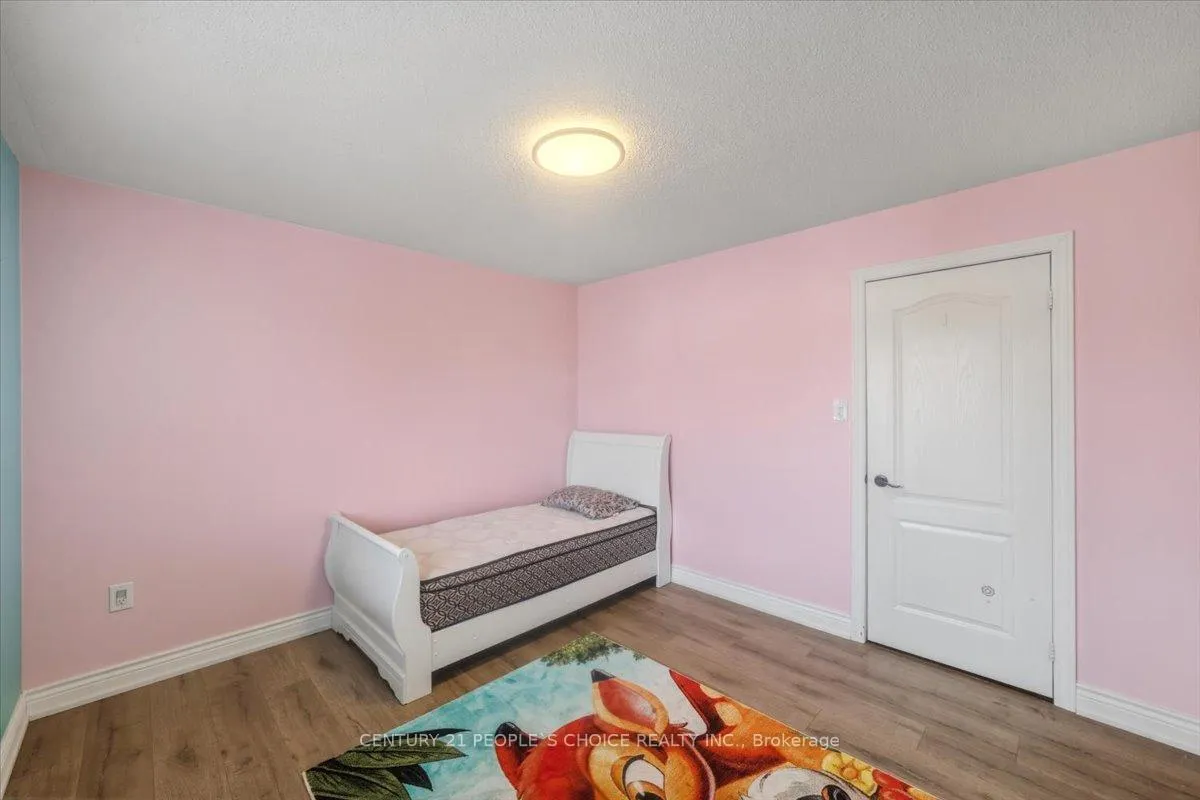 Photo 29 of 1456 Lyncroft Crescent, Oshawa, Taunton — HOMEH