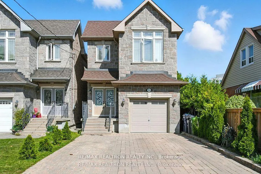 Photo 3 of 21A Claremore Avenue, Scarborough, Birchcliffe-Cliffside — HOMEH