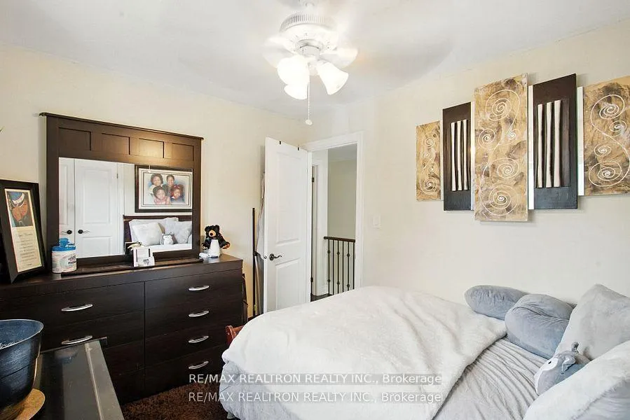 Photo 10 of 21A Claremore Avenue, Scarborough, Birchcliffe-Cliffside — HOMEH