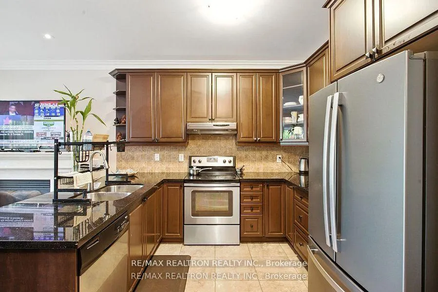 Photo 16 of 21A Claremore Avenue, Scarborough, Birchcliffe-Cliffside — HOMEH