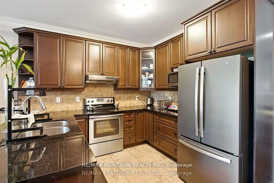 Photo 17 of 21A Claremore Avenue, Scarborough, Birchcliffe-Cliffside — HOMEH