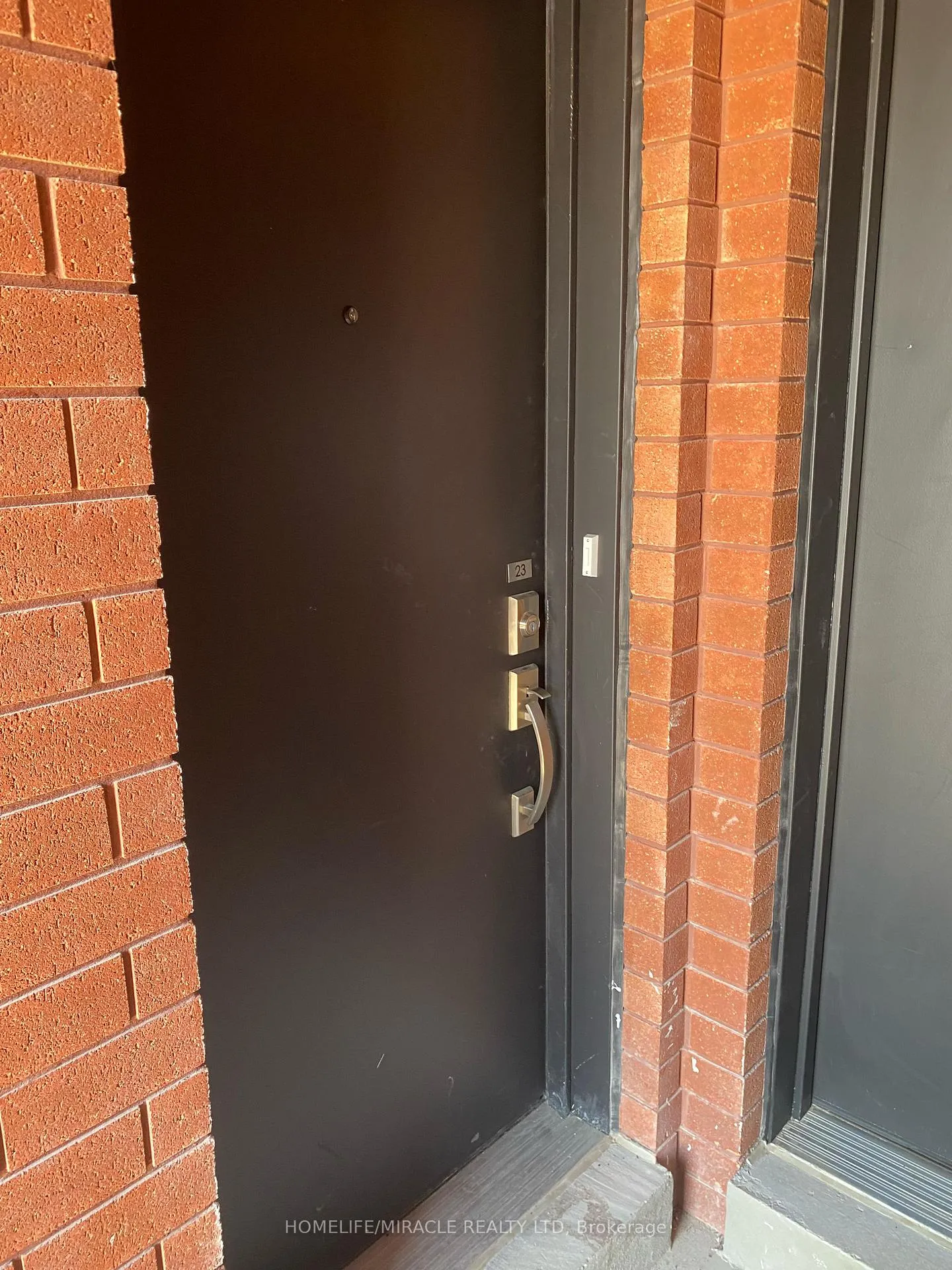 Photo 4 of Unit 23, 65 Romilly Avenue, Brampton, Northwest Brampton — HOMEH