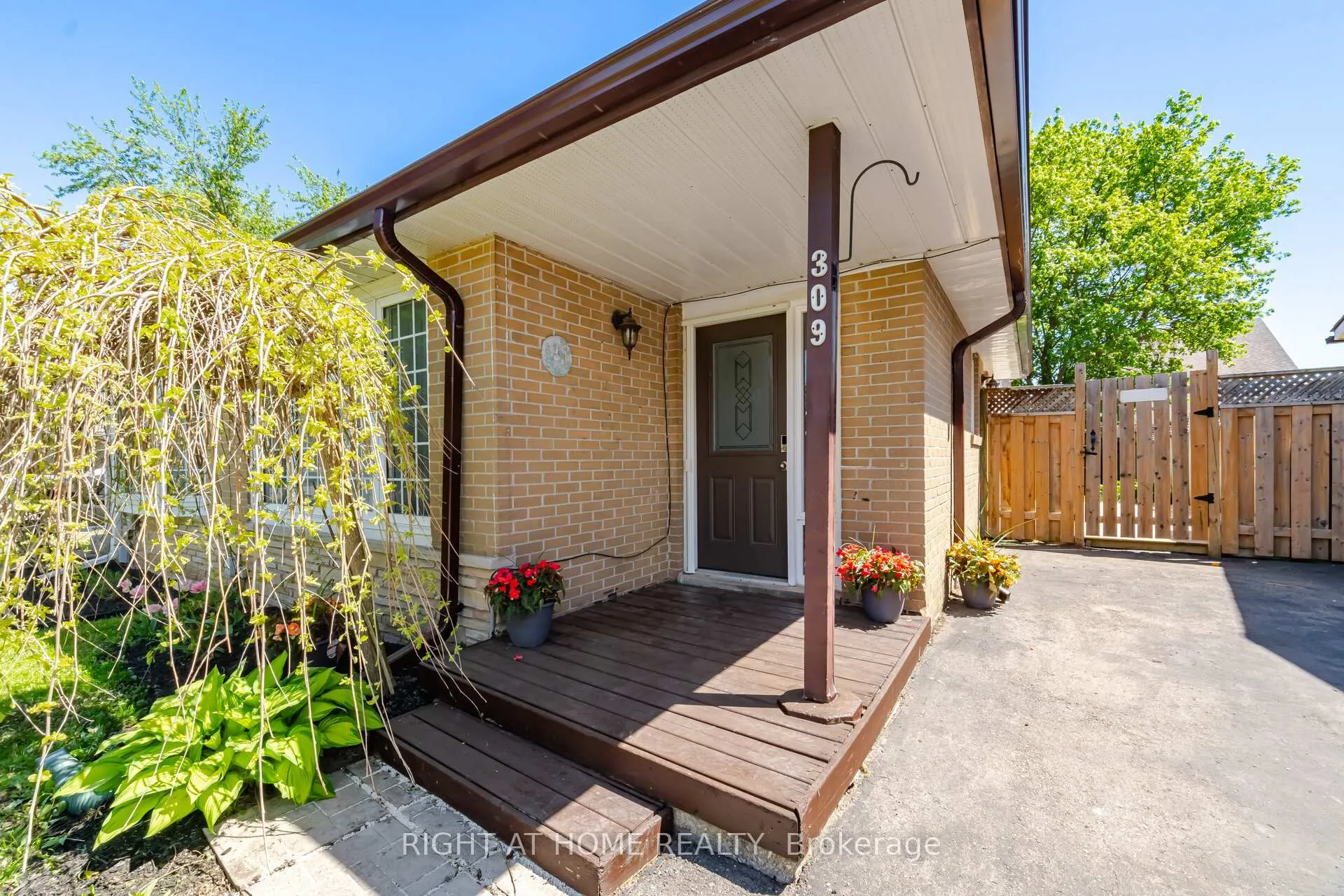 Photo 2 of 309 Simon Street, Shelburne — HOMEH