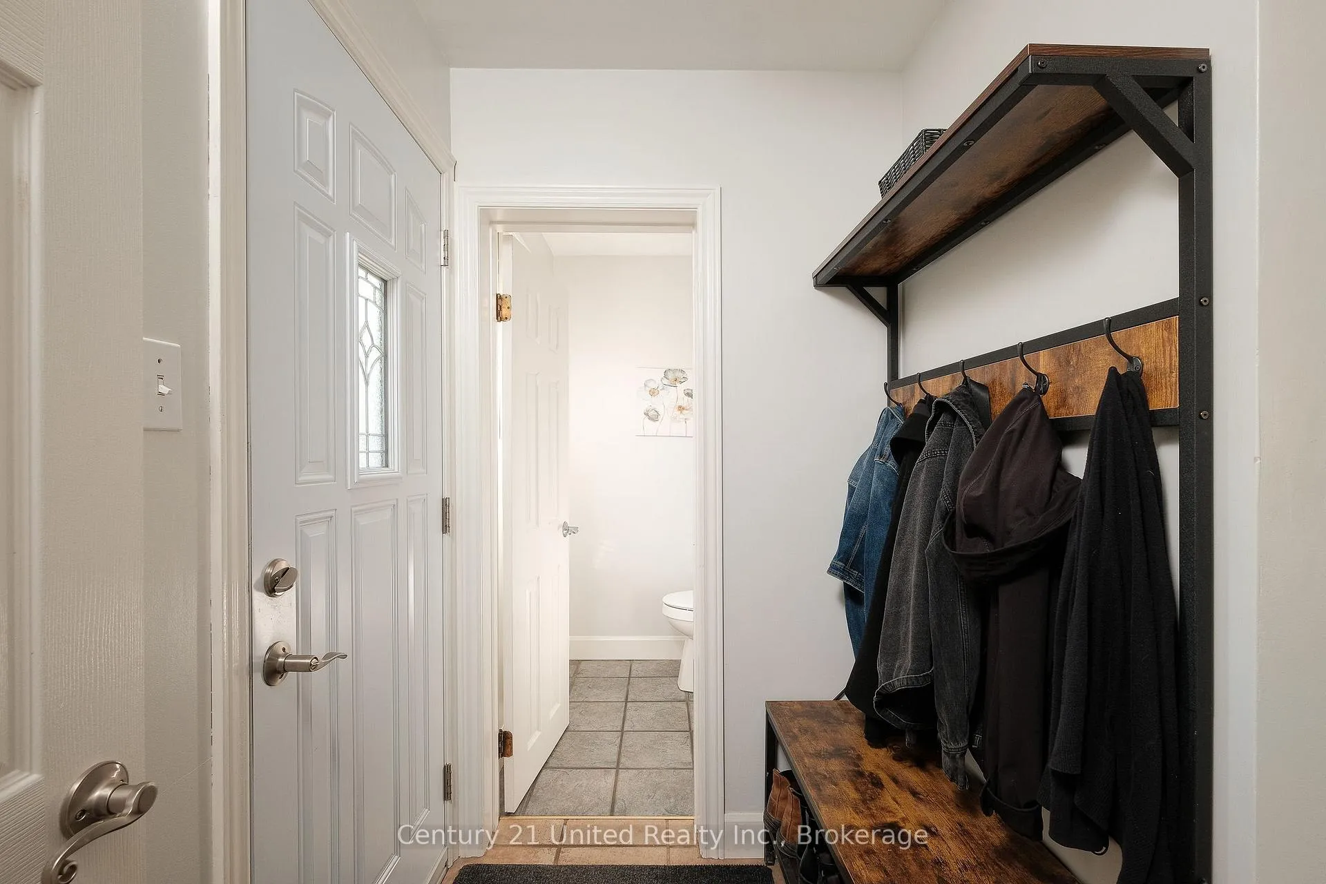 Photo 13 of 1233 Franklin Drive, Peterborough, Northcrest Ward 5 — HOMEH