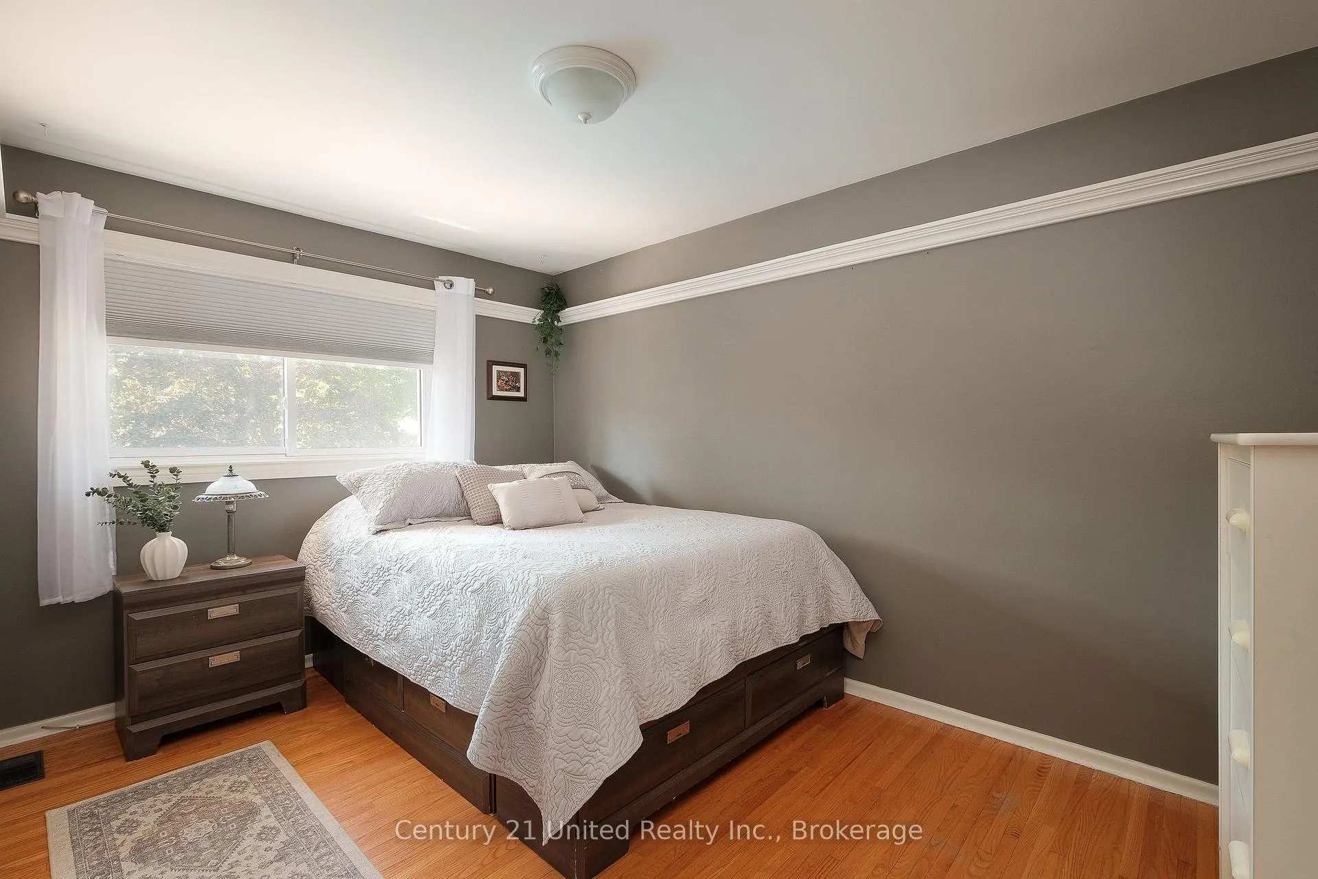 Photo 16 of 1233 Franklin Drive, Peterborough, Northcrest Ward 5 — HOMEH