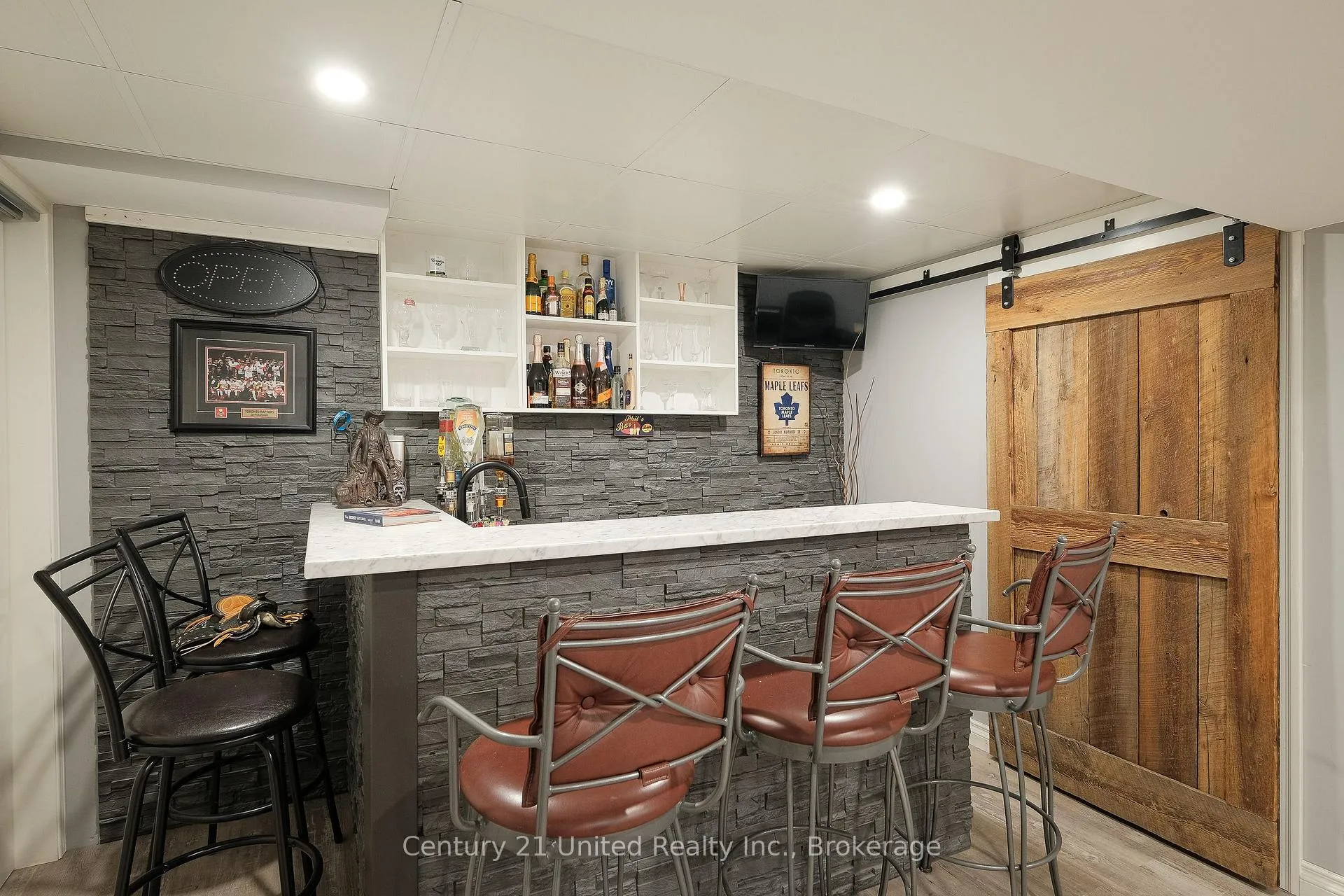 Photo 28 of 1233 Franklin Drive, Peterborough, Northcrest Ward 5 — HOMEH