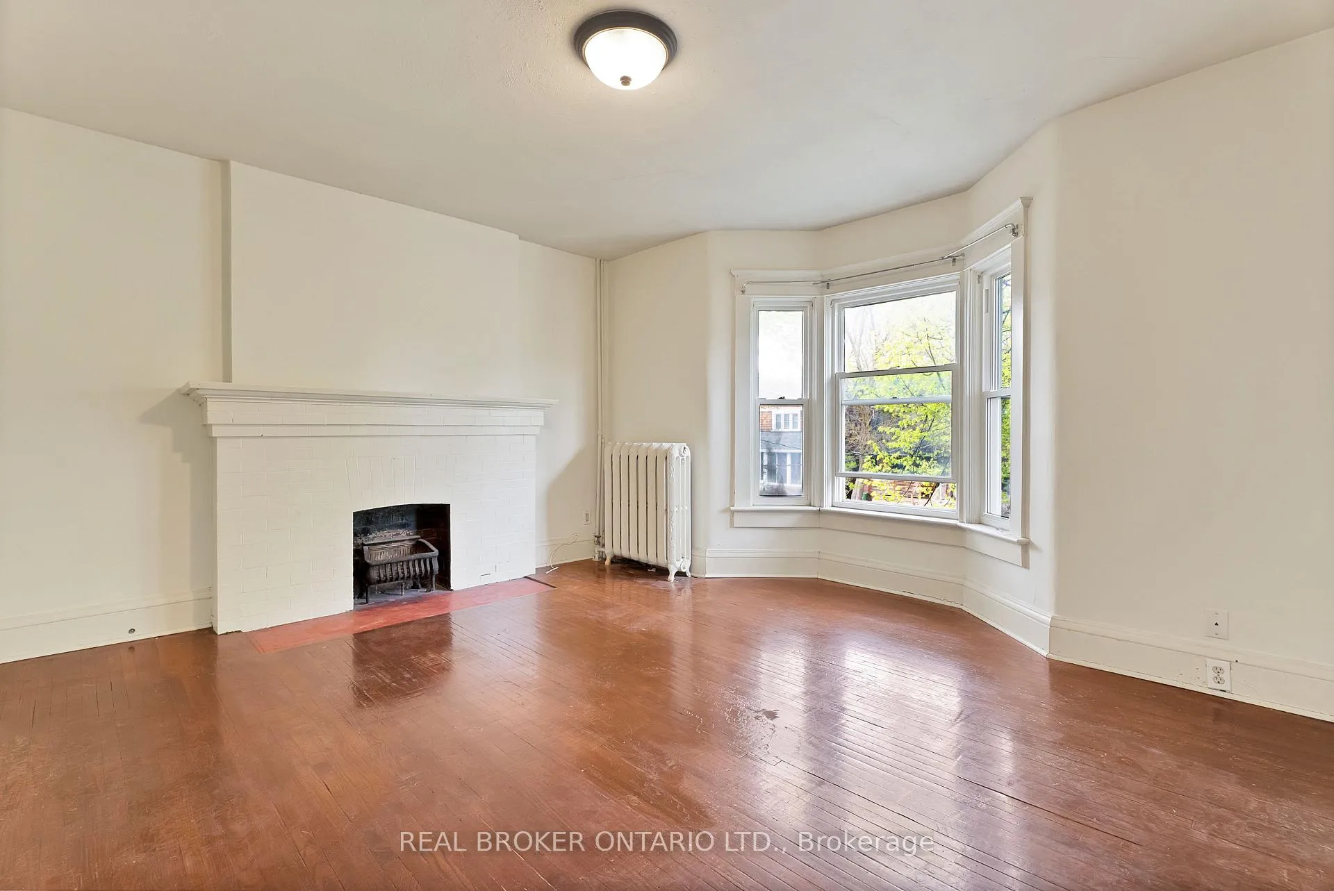 Photo 22 of Unit Main, 25 Dixon Avenue, Toronto, The Beaches — HOMEH