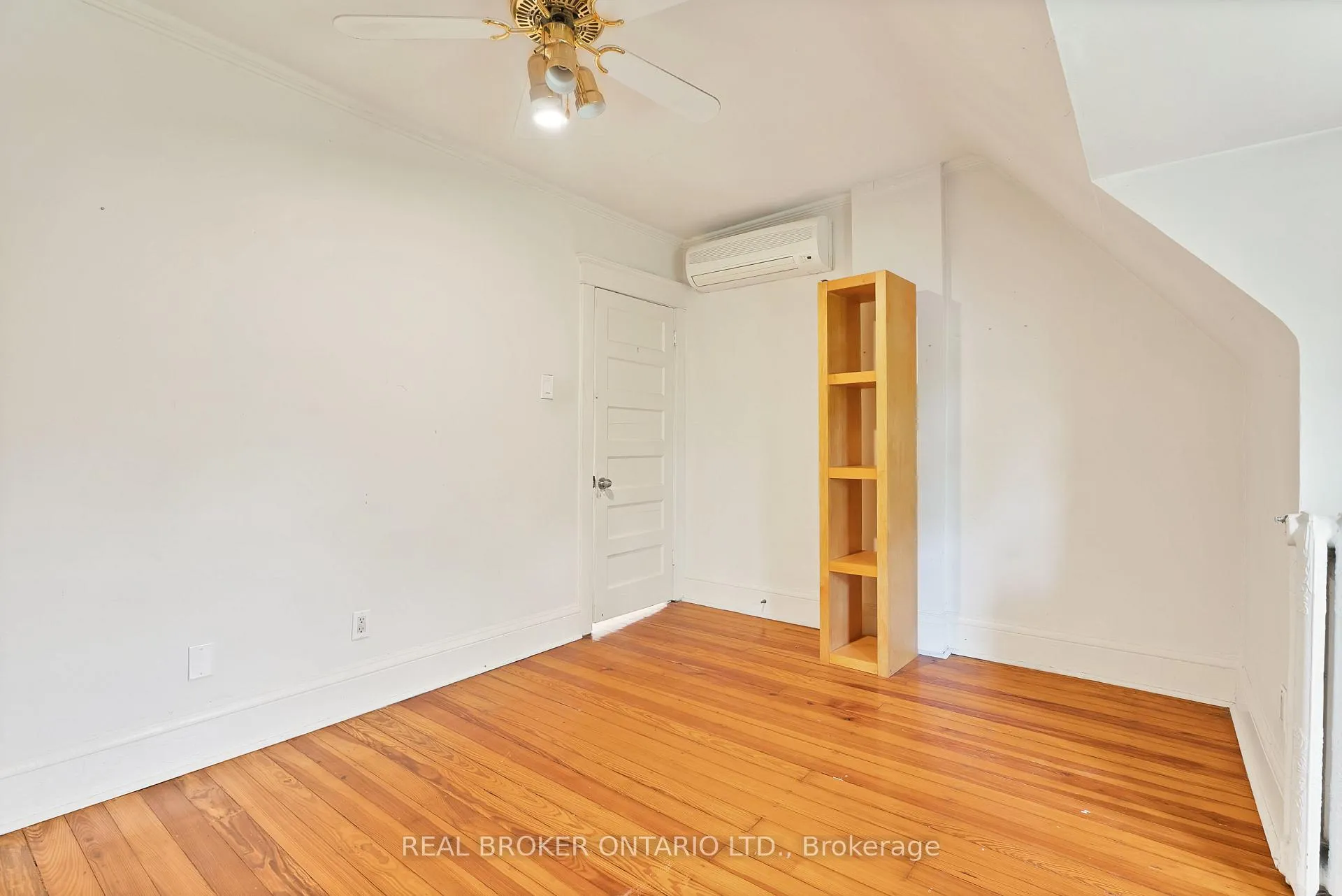 Photo 38 of Unit Main, 25 Dixon Avenue, Toronto, The Beaches — HOMEH