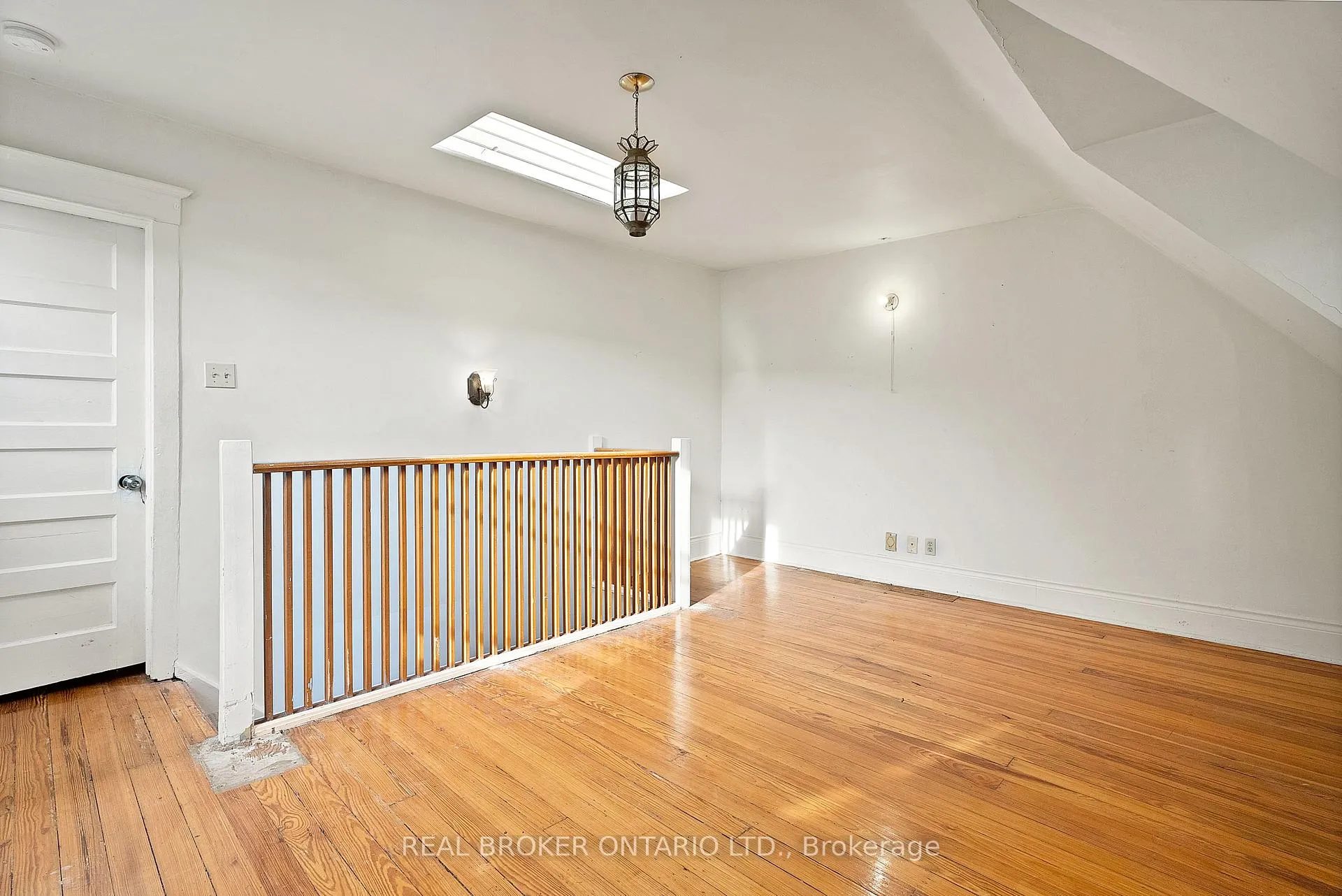 Photo 39 of Unit Main, 25 Dixon Avenue, Toronto, The Beaches — HOMEH